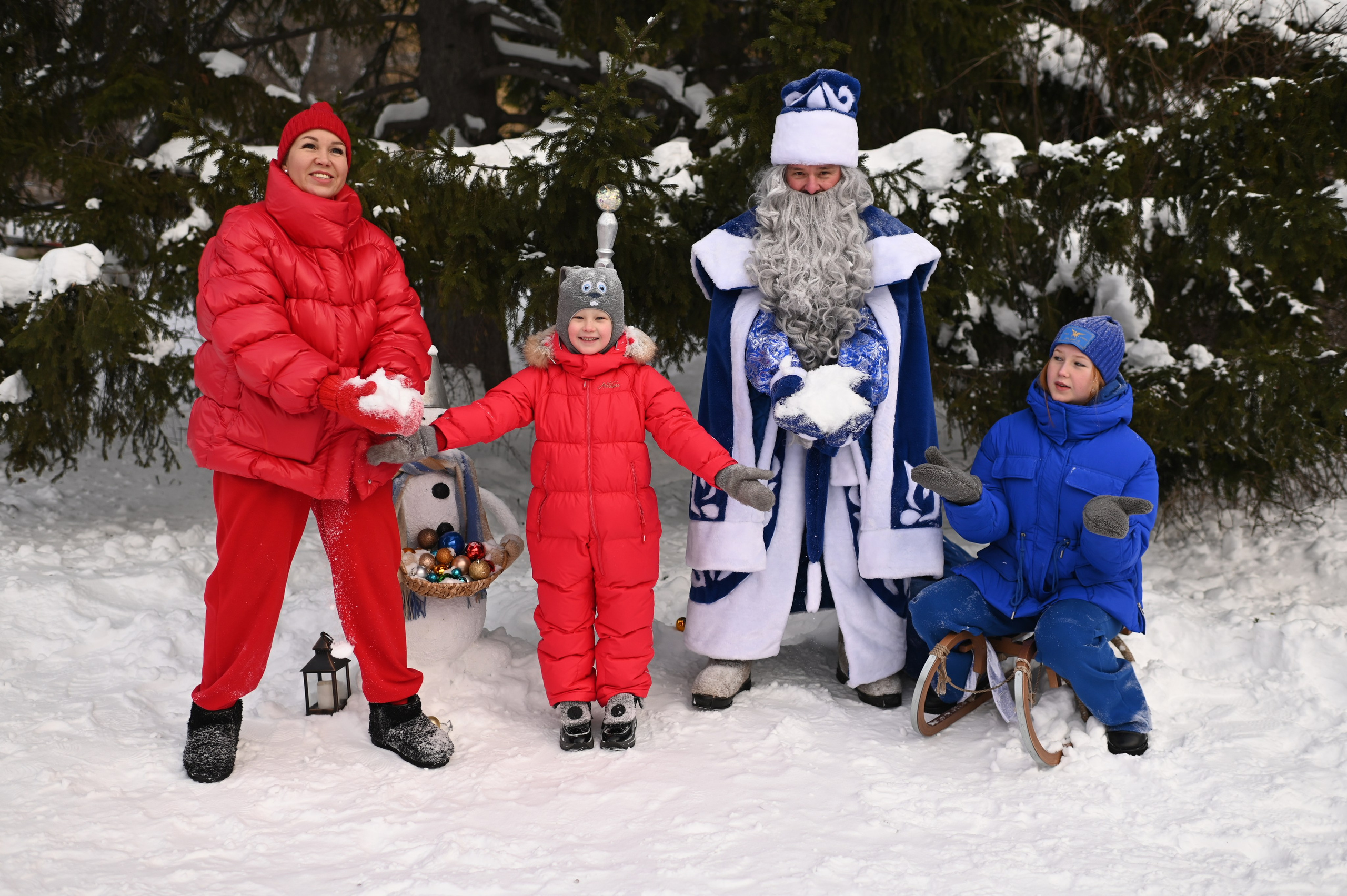 ПОЗДРАВЛЕНИЕ ОТ ДЕДА МОРОЗА. Семейный фотограф Екатеринбург Лора Мур