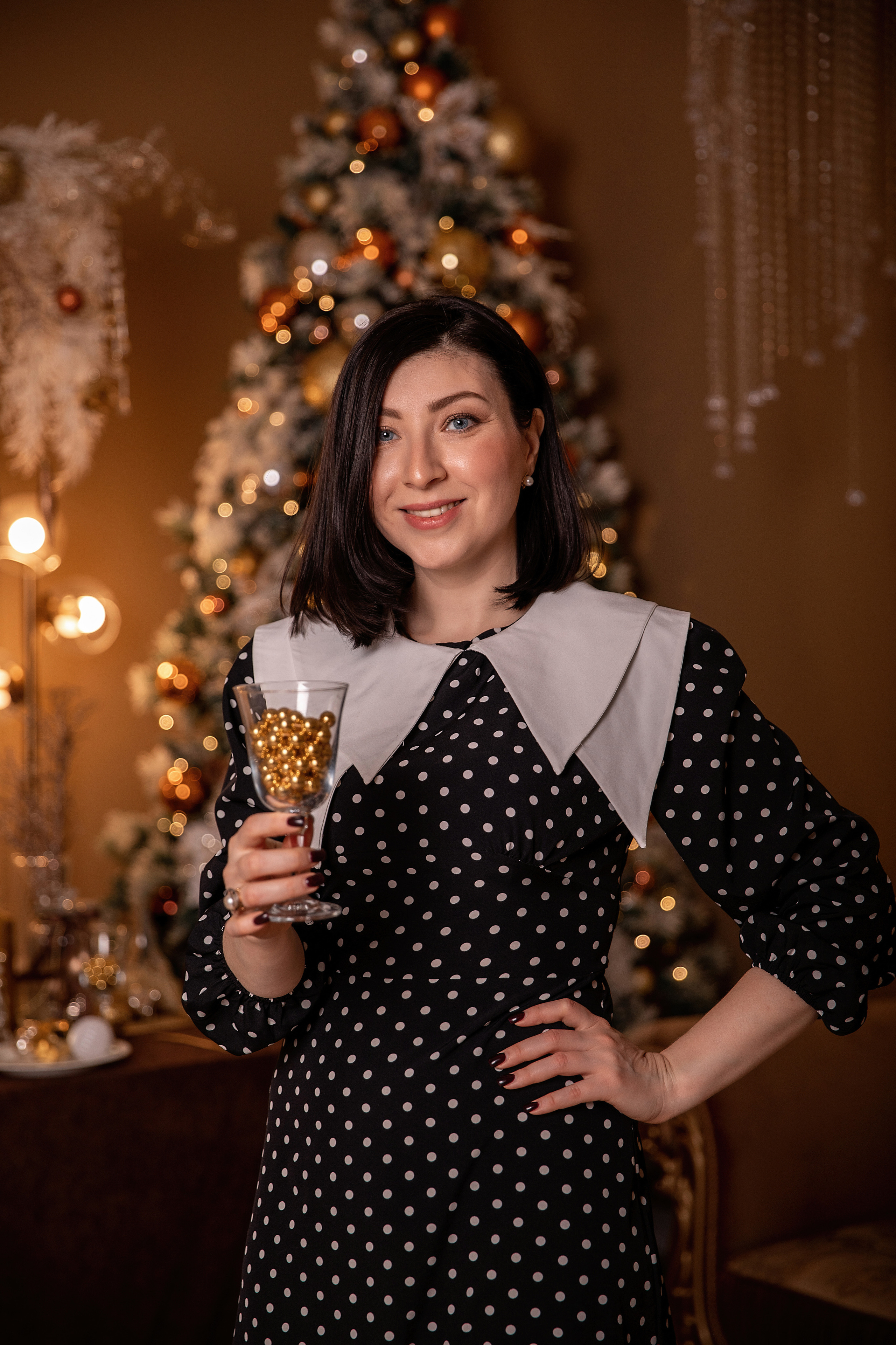 Семейная новогодняя фотосессия в студии. Фотограф во Владикавказе Юрий Геворгизов