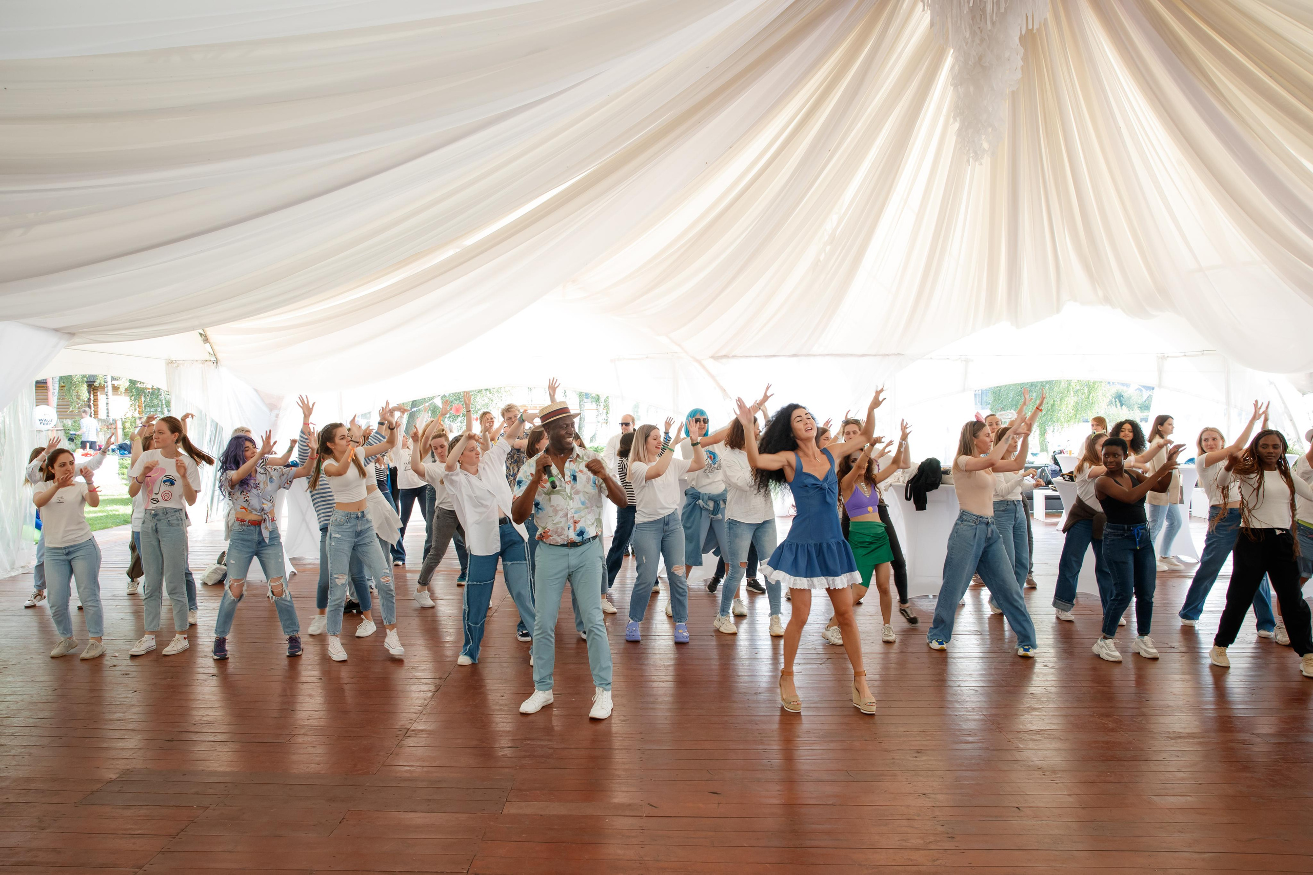 Фотограф на мероприятие, корпоративная фотосъемка, корпоратив. Свадебный и репортажный фотограф (Москва, Королев и другие)