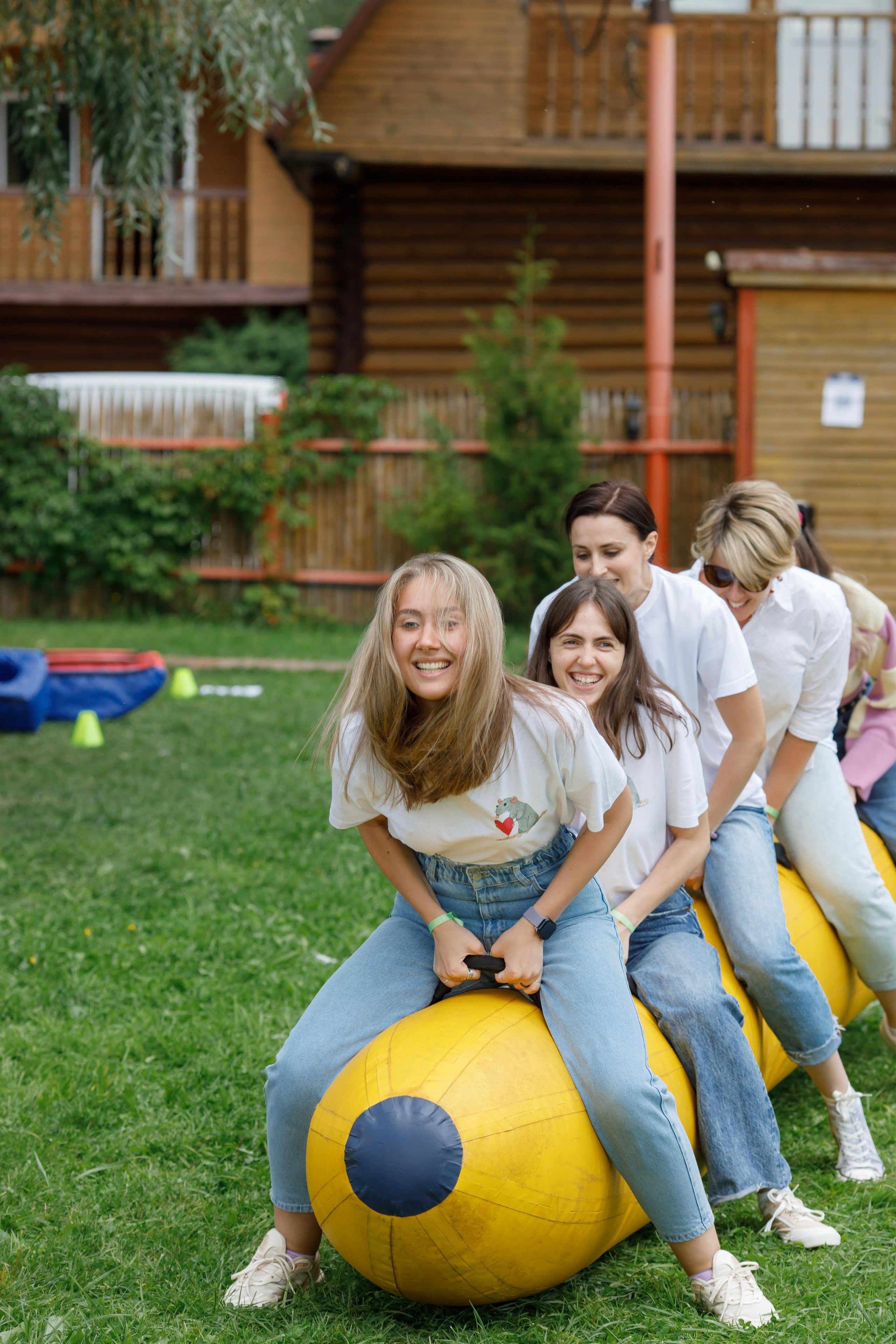 Фотограф на мероприятие, корпоративная фотосъемка, корпоратив. Свадебный и репортажный фотограф (Москва, Королев и другие)