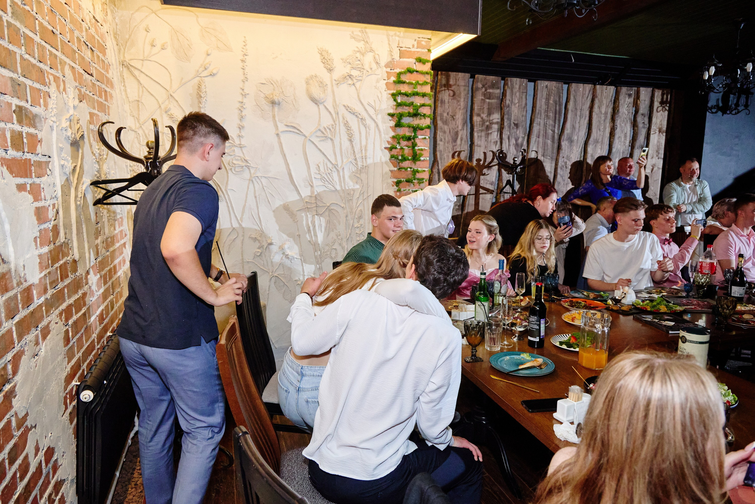 Выпускной 35 Сош. Фотограф Выпускные альбомы Таганрог Сергей Коробченко