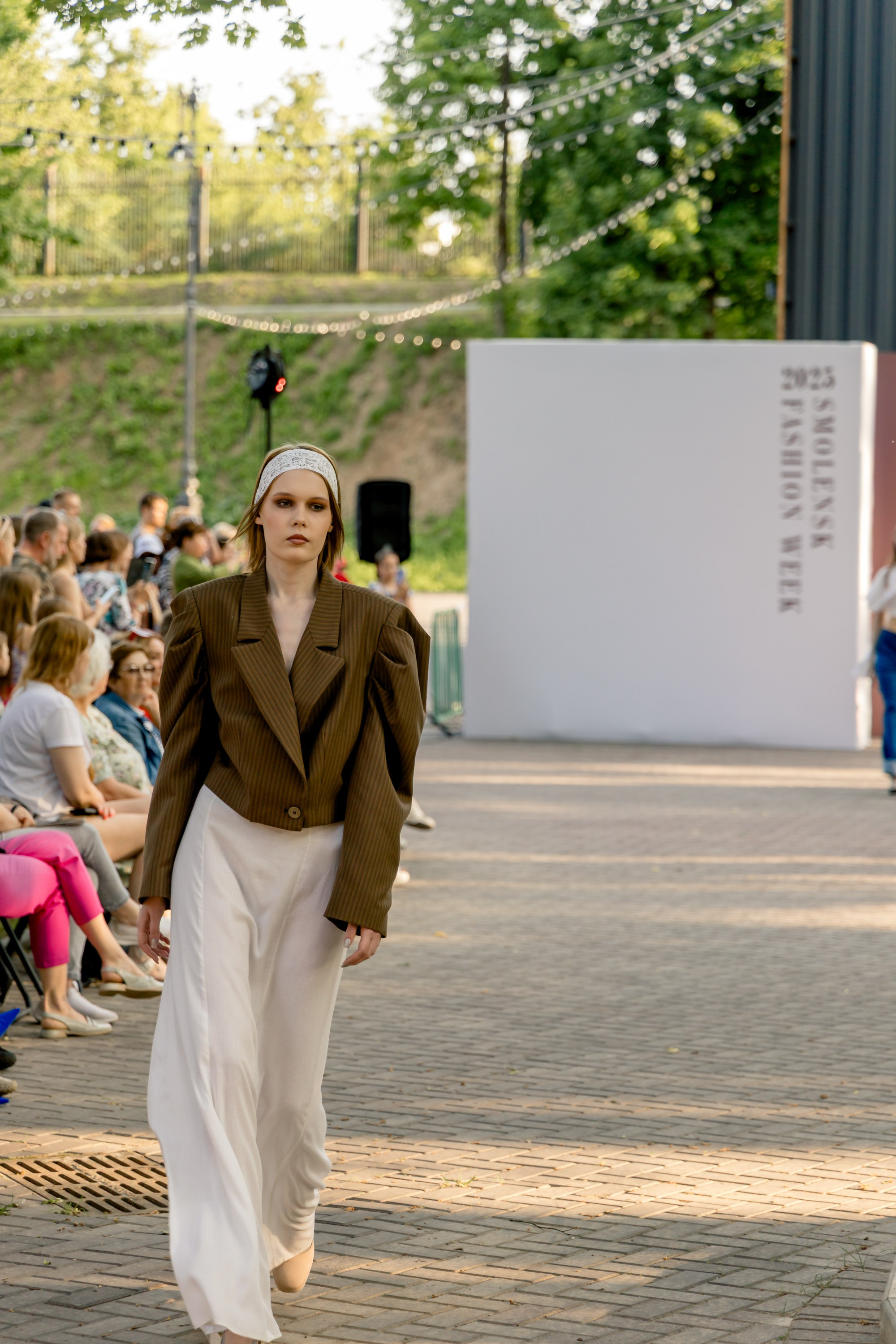 Smolensk Fashion Week 2025_показы_ДЕНЬ 1_ВЕЧЕРНИЙ ПОКАЗ_19:00. Главная