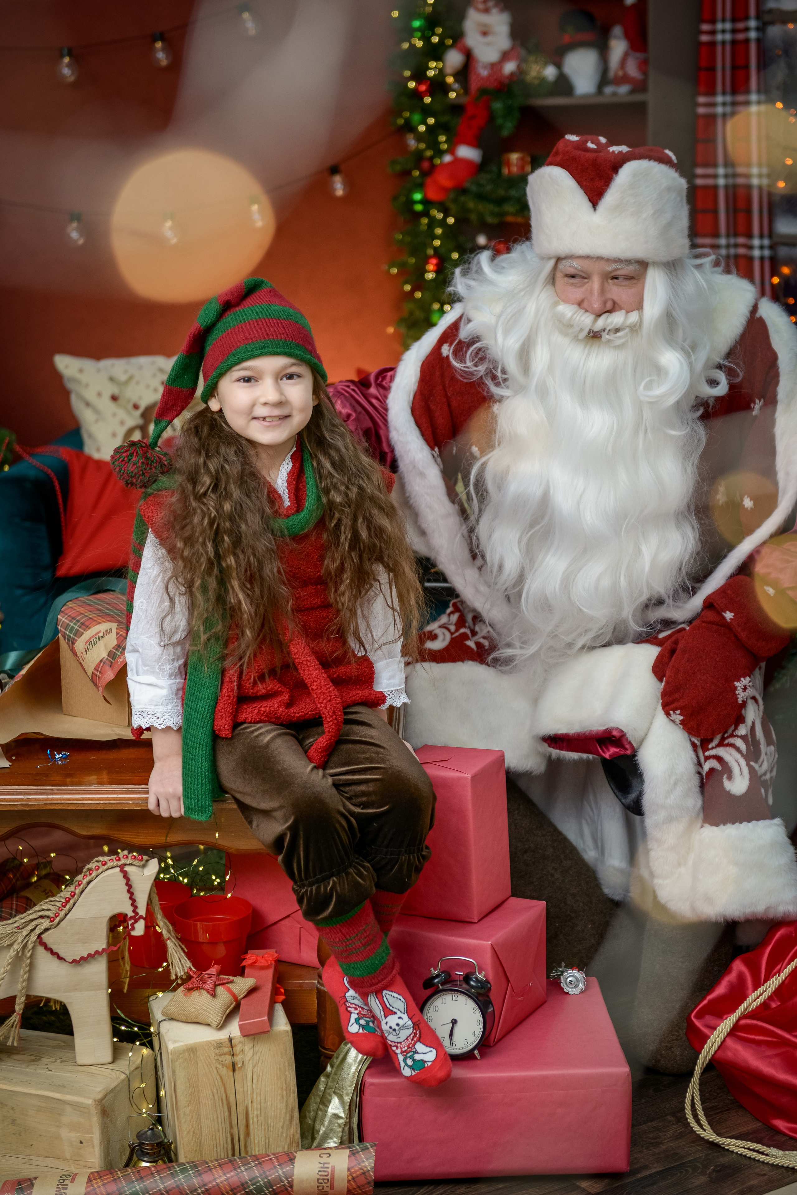 Встреча с Дедом Морозом (ежегодный). Татьяна Гойда портретный и семейный фотограф Ленск. Выпускные альбомы