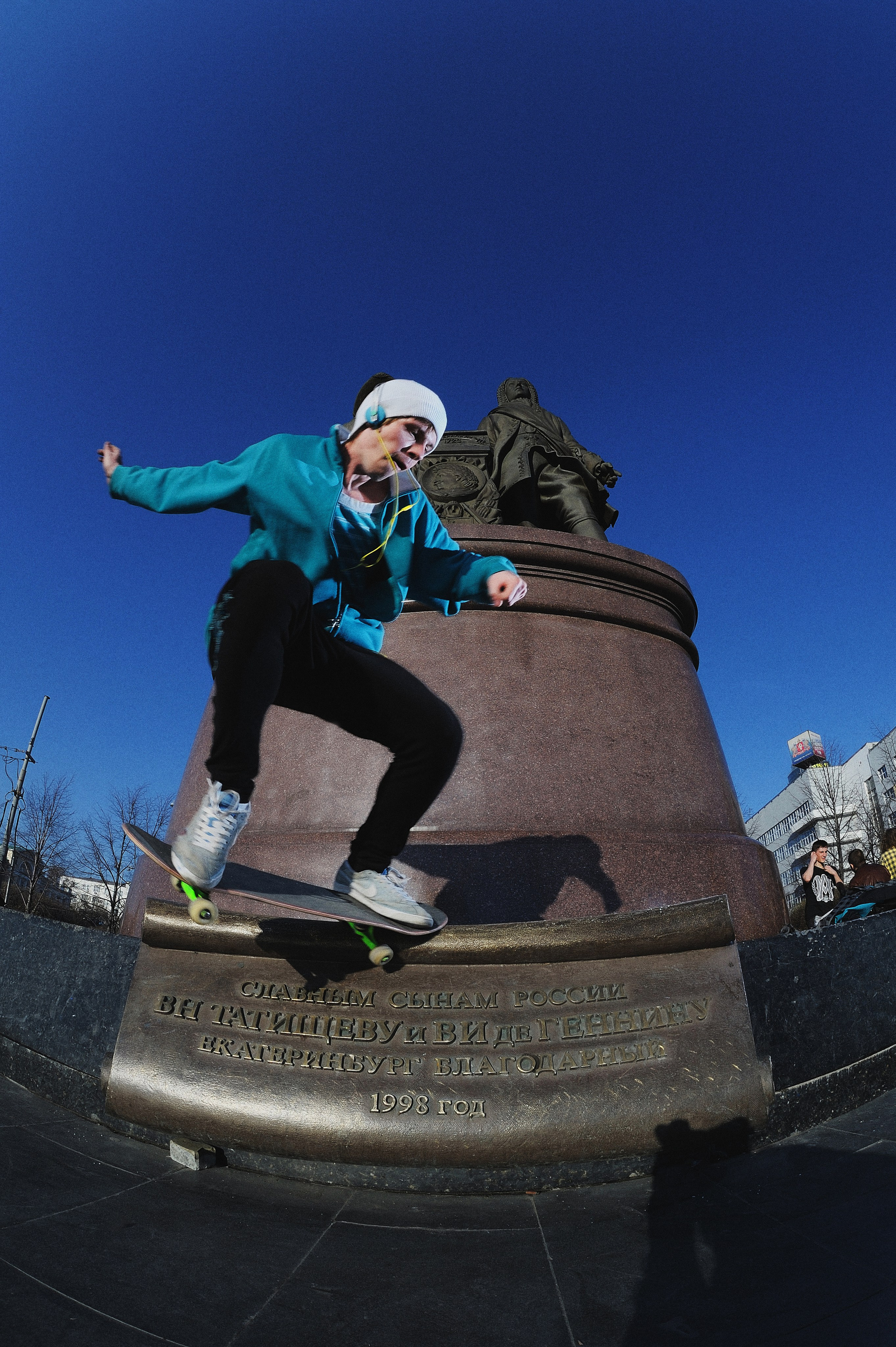 Около спорта. Фотограф Артем Дербенев Москва