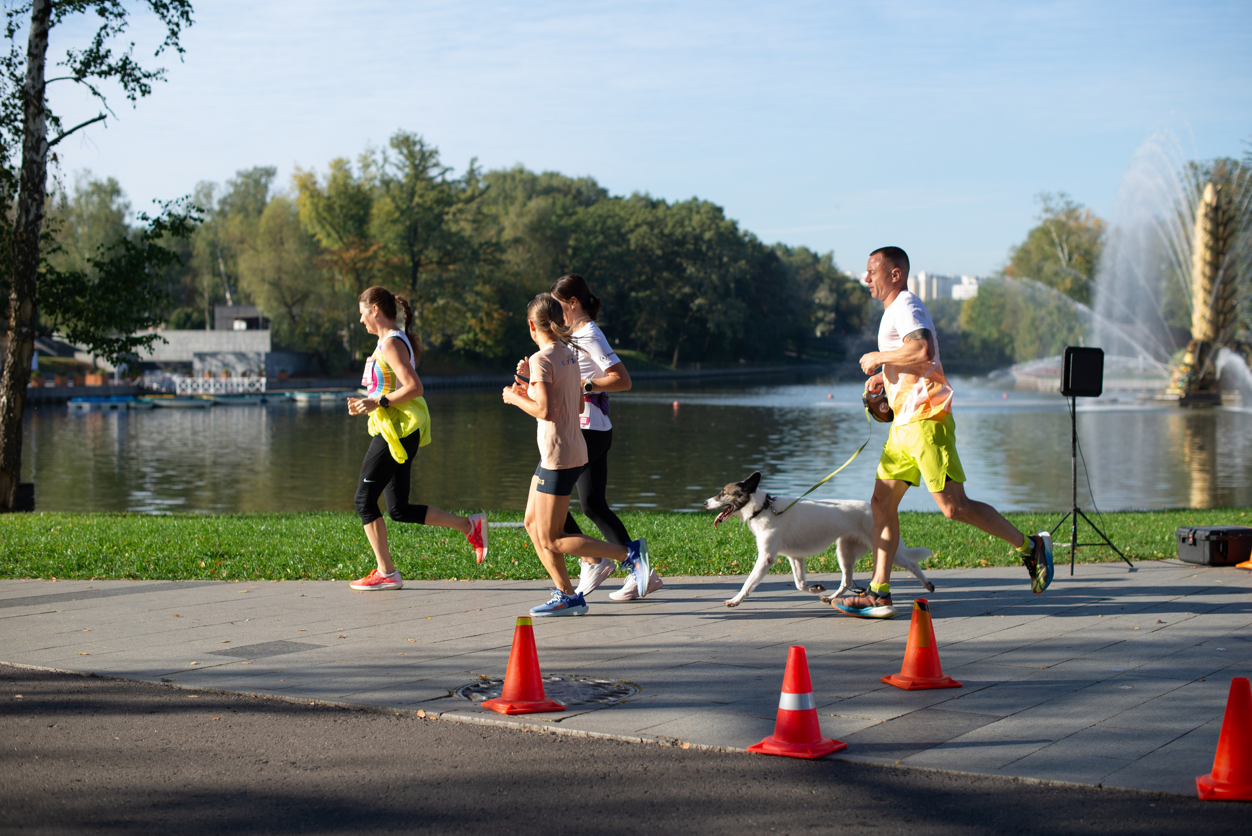 Инклюзивный забег ВДНХ Феникс Больше Чем Можешь. Victoria Radjevna Репортажный Фотограф — Видеограф Москва • Санкт-Петербург