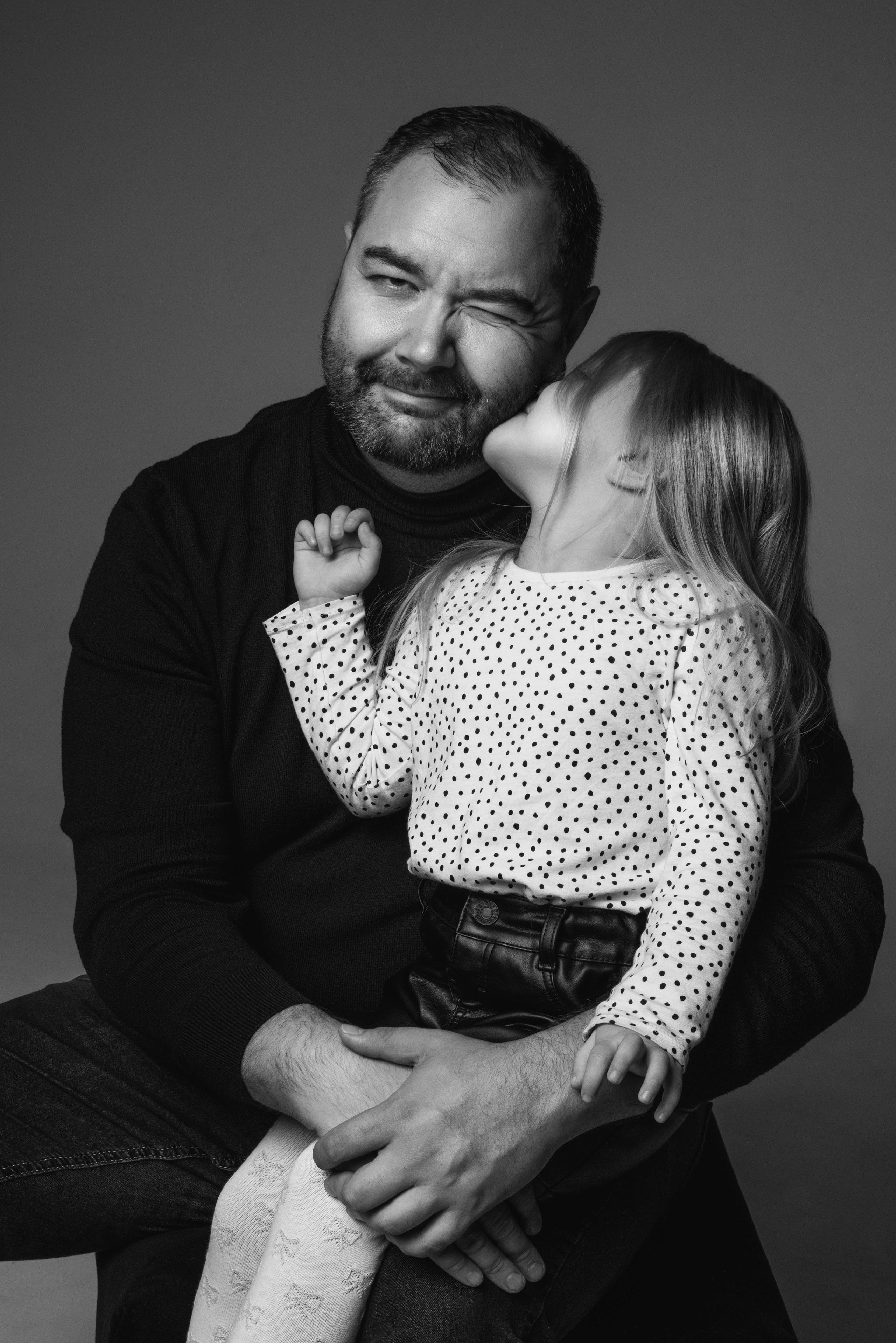 Черно-белые портреты детей и родителей. Фотограф в Санкт-Петербурге Марина Парникова