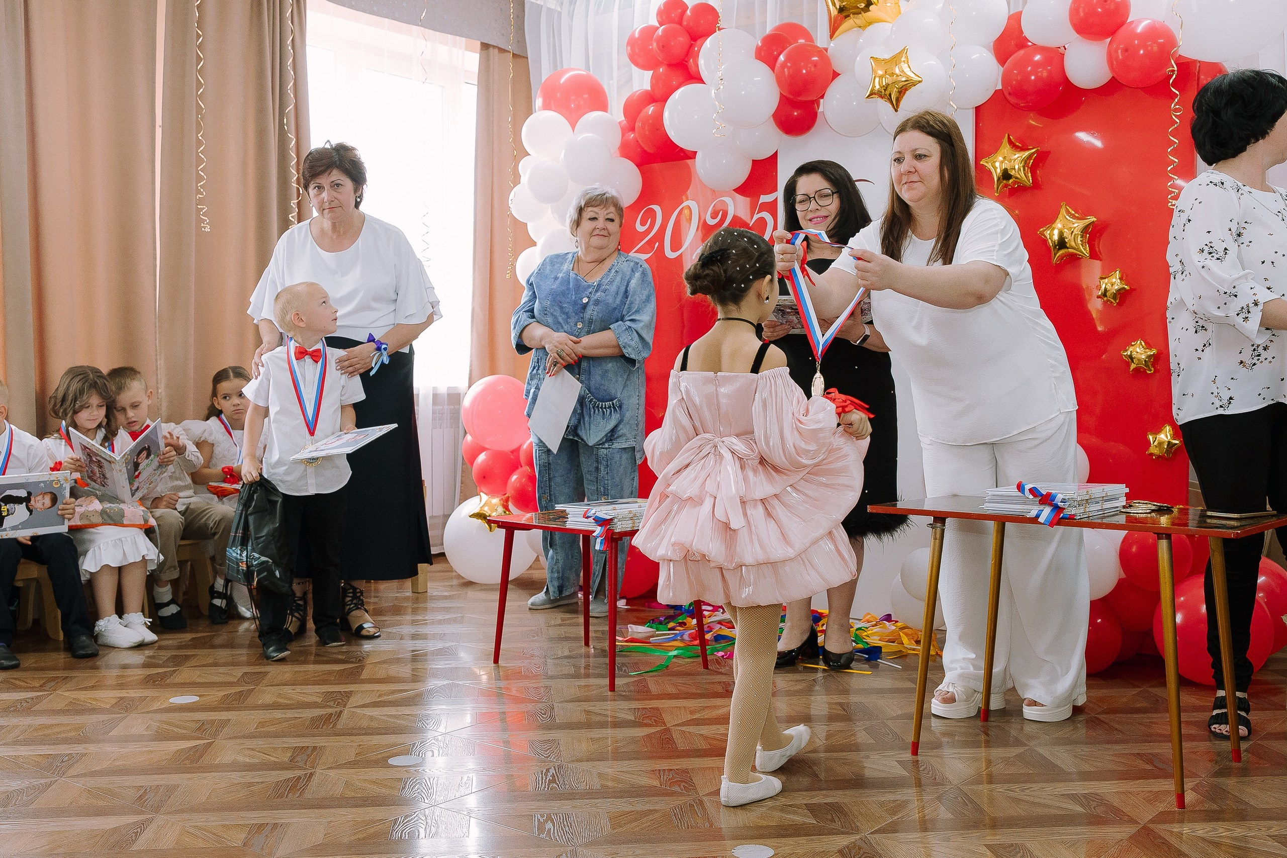 Выпускной в ДС 26. Выпускные альбомы Натальи Бутко: Новороссийск, Анапа, Геленджик