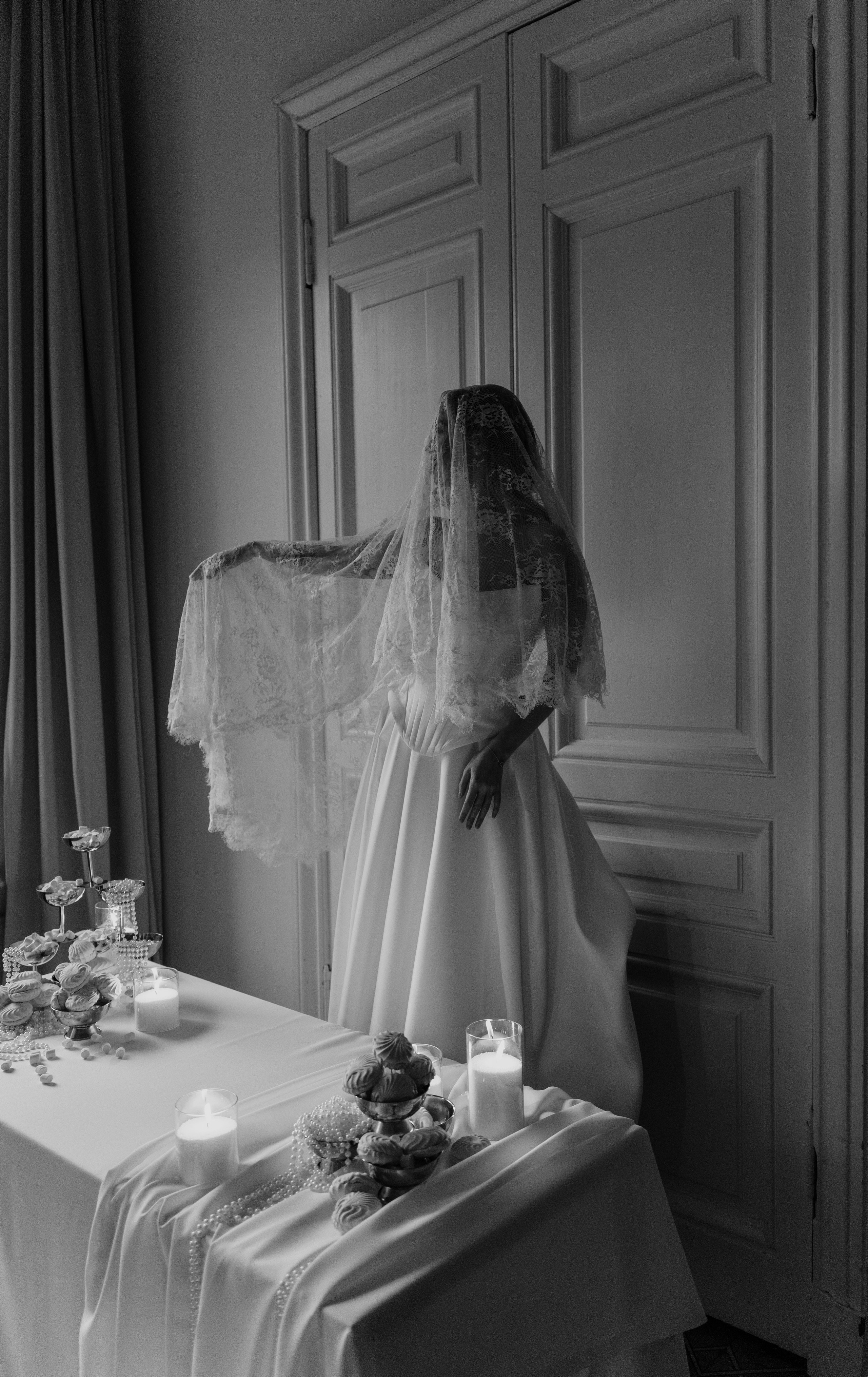 Свадебная фотосессия в Санкт-Петербурге. Свадебный фотограф Санкт-Петербург. Федосова Елизавета. Свадебная фотосессия в студии.