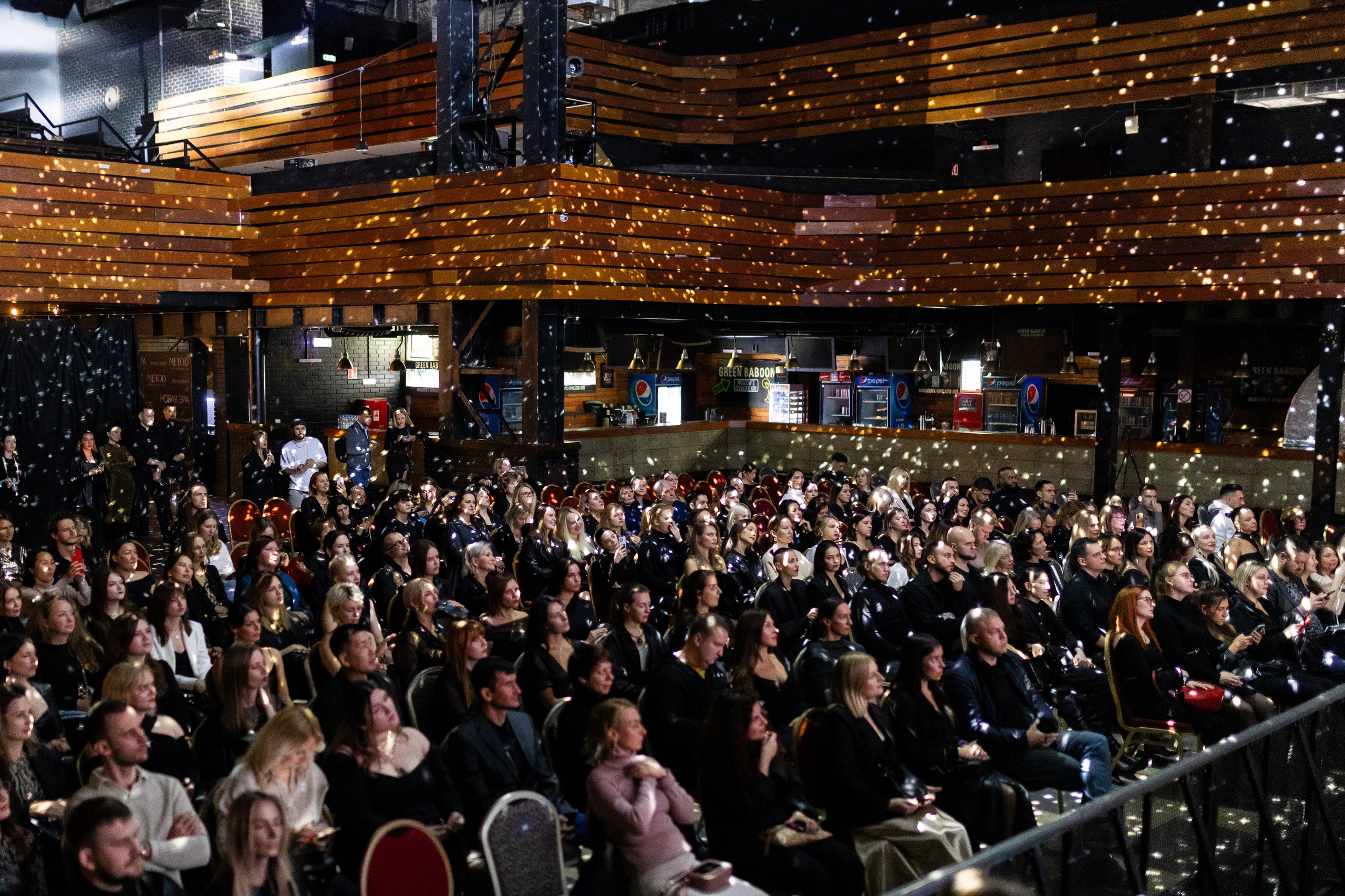 Репортажная съёмка для инфобизнеса и премьеры | Видео и фото контент | ZPROD. Фото и видеосъемка | продакшн студия ZPROD