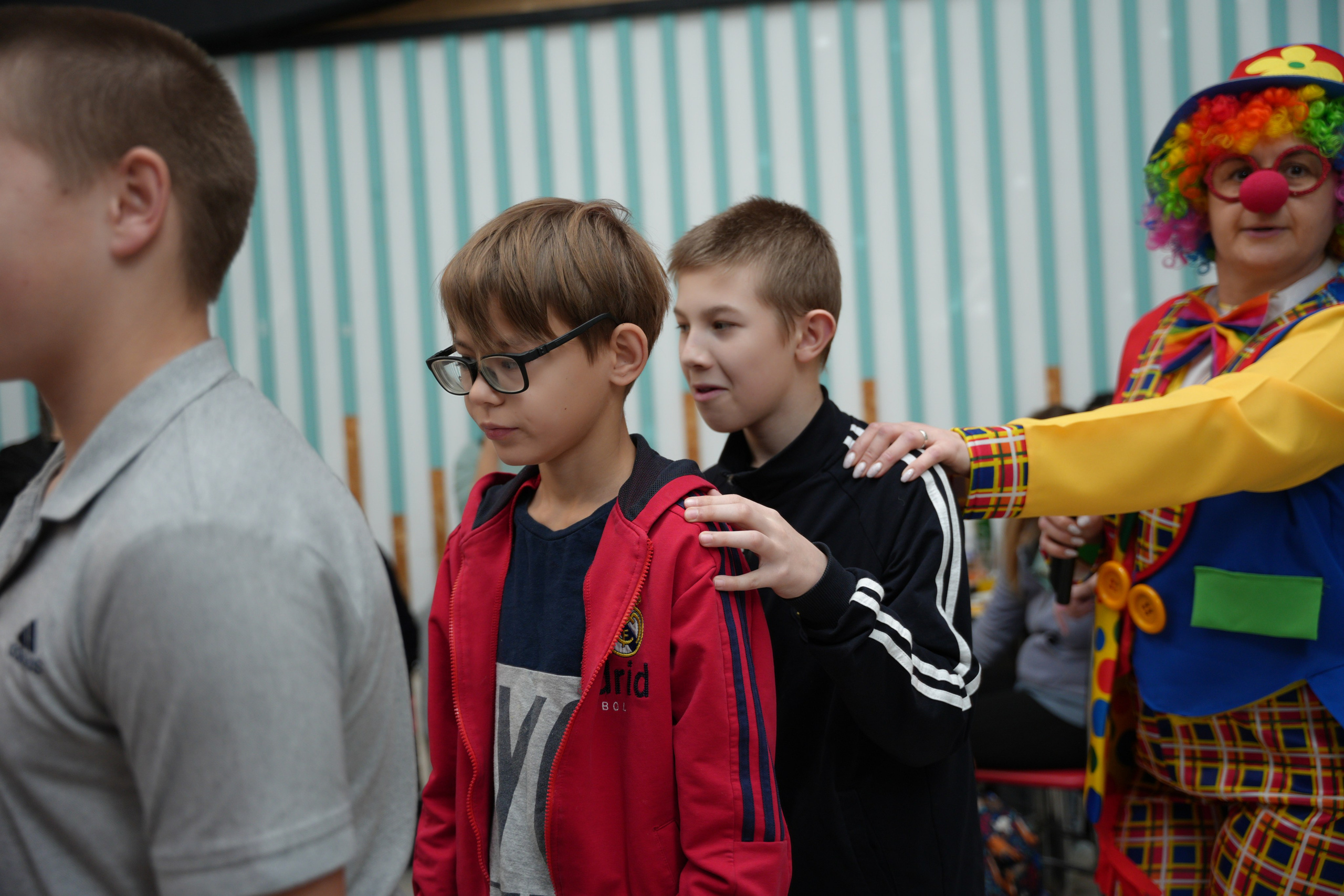 Социально —благотворительная акция «Ты в этом мире не один», посвященная Международному дню инвалидов. ВЫПУСКНЫЕ АЛЬБОМЫ, Школьный фотограф, семейный и свадебный в Саратове и области Ольга Плаксина