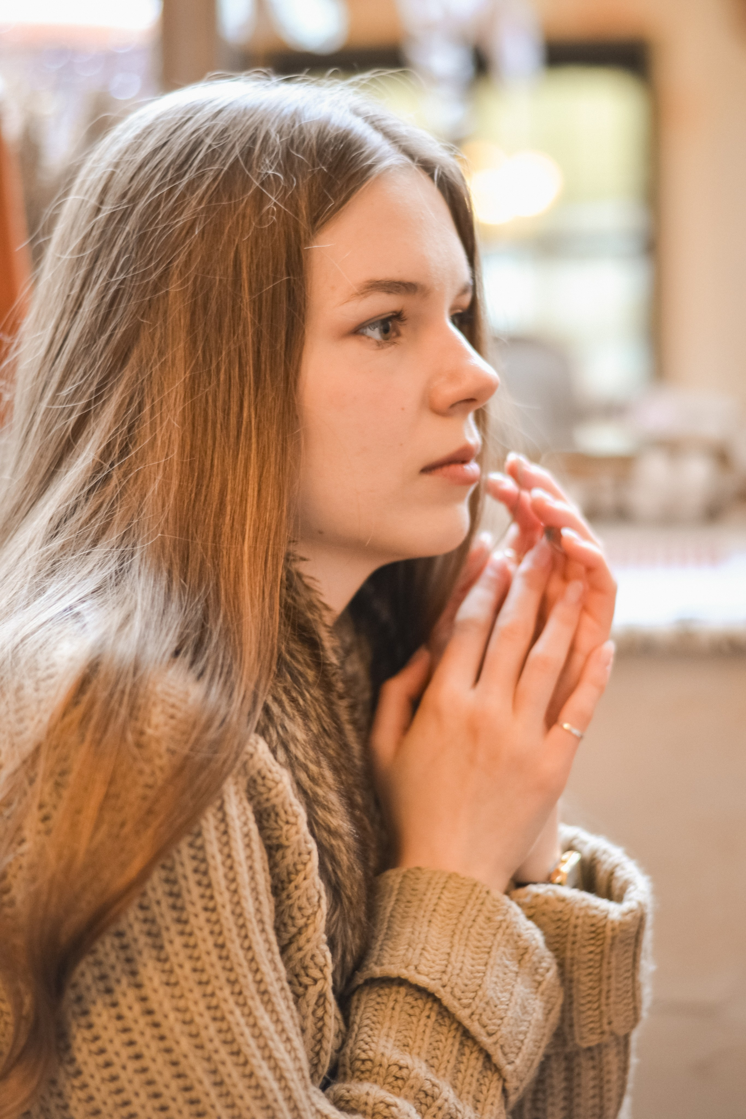 Кафе, София и магия крупного плана. Записки фотографа