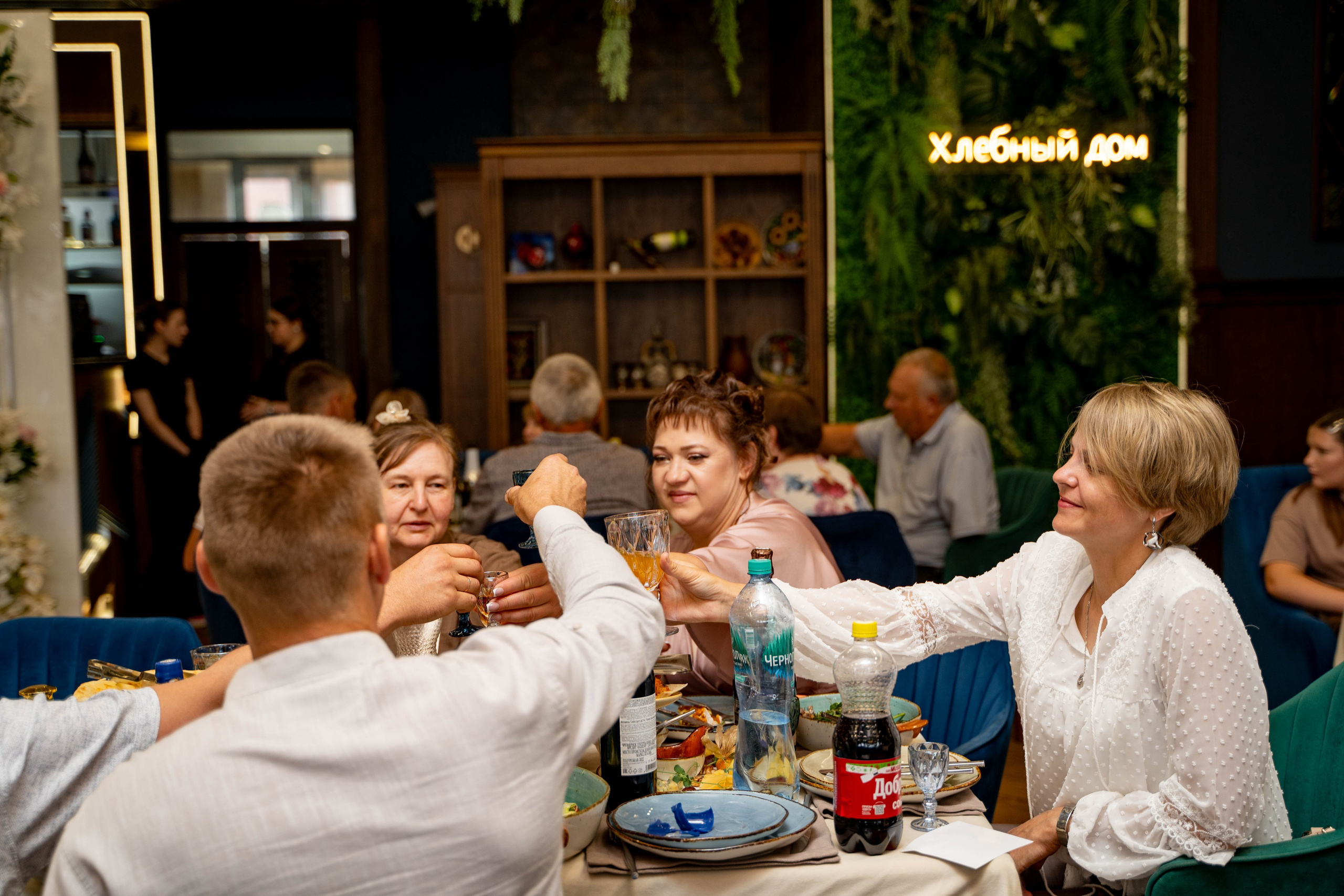 Данил и Анастасия. Видеосьемка, фотосьемка свадеб, юбилеев, утренников в Краснодарском кр