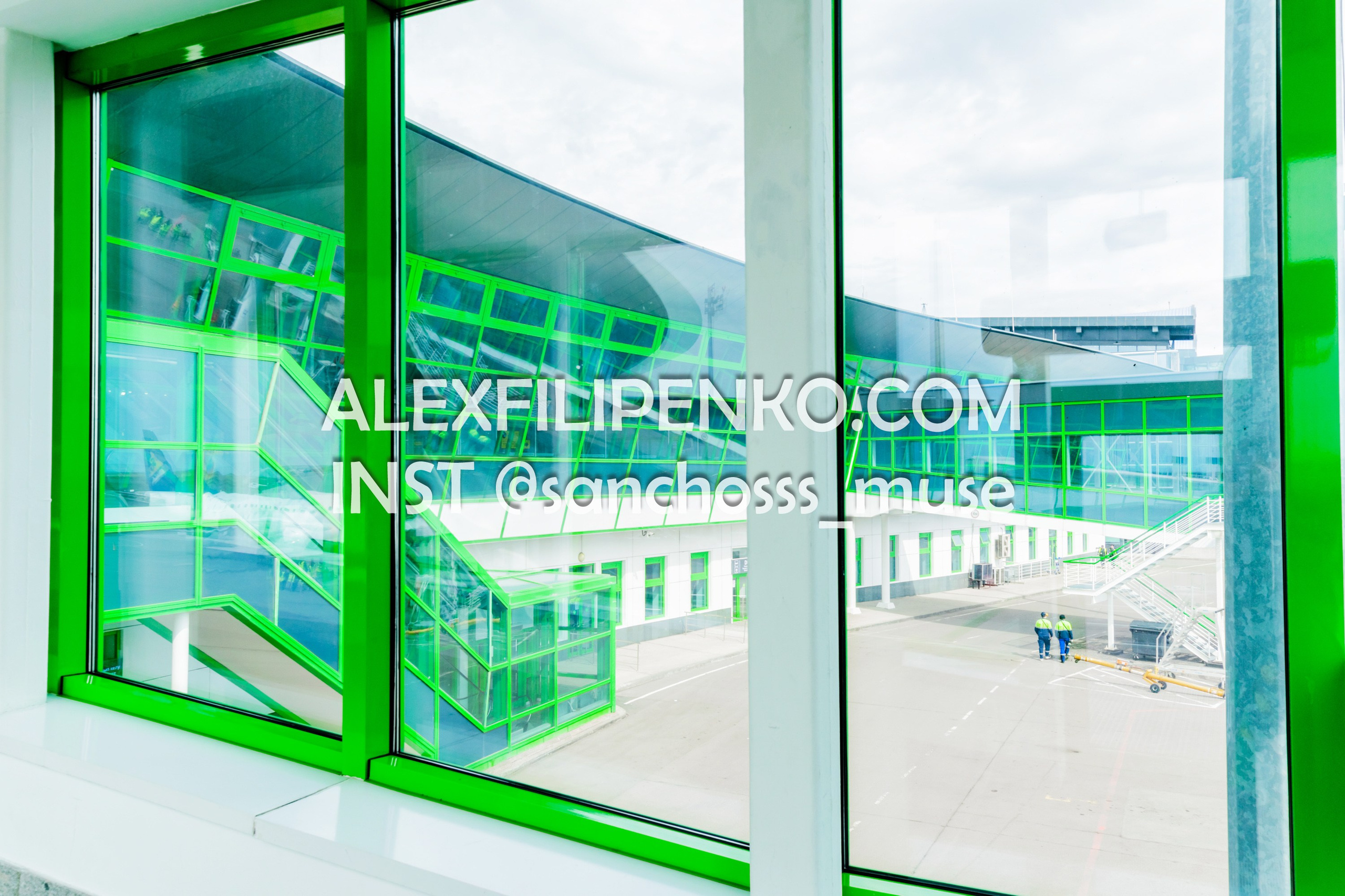 Фотосъемка для рекламного оператора MYD Production в Аэропорту Астаны. Фотограф интерьера недвижимости и архитектуры в Астане