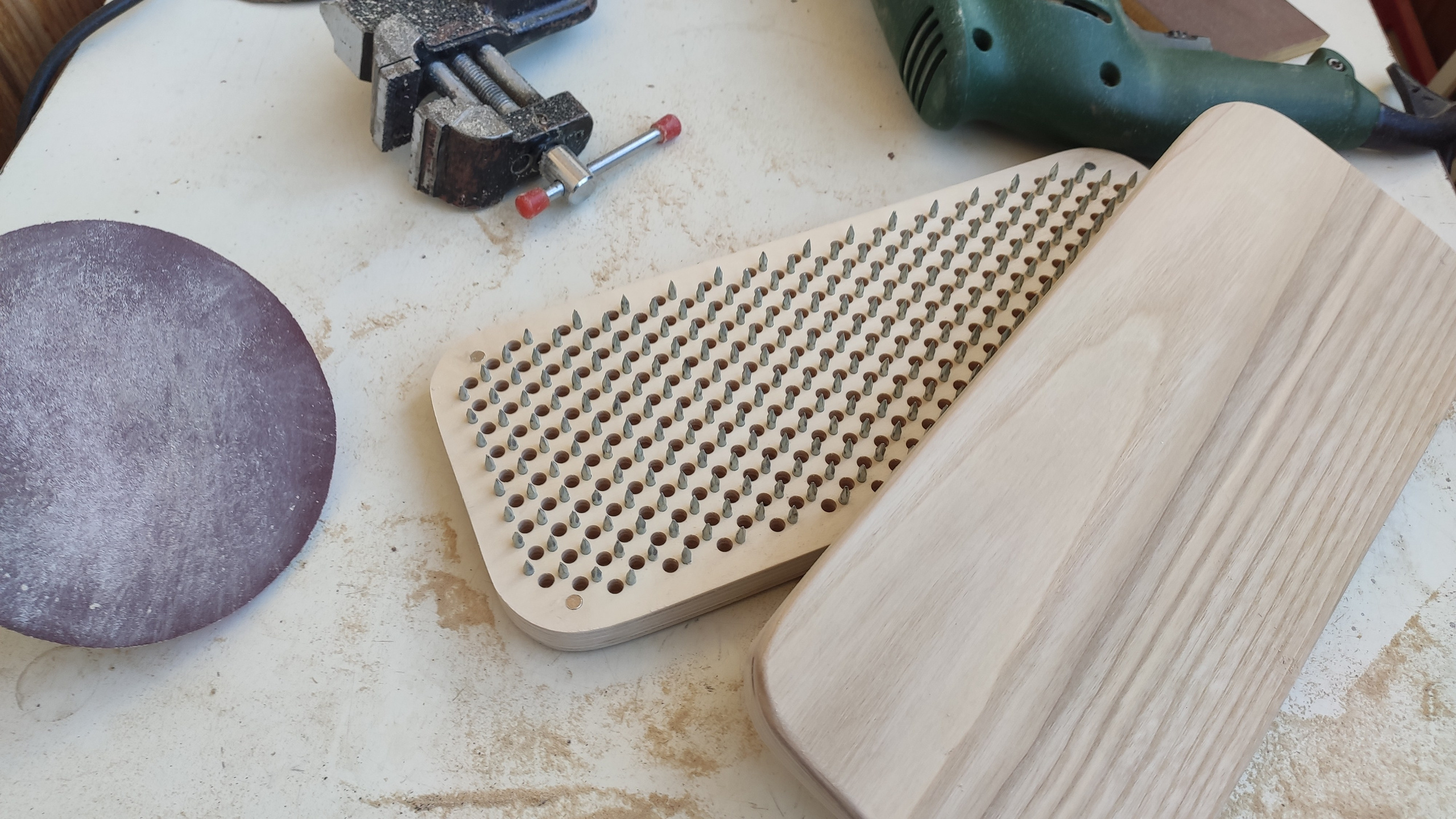 Гвоздетерапия и гвоздестояние в Москве