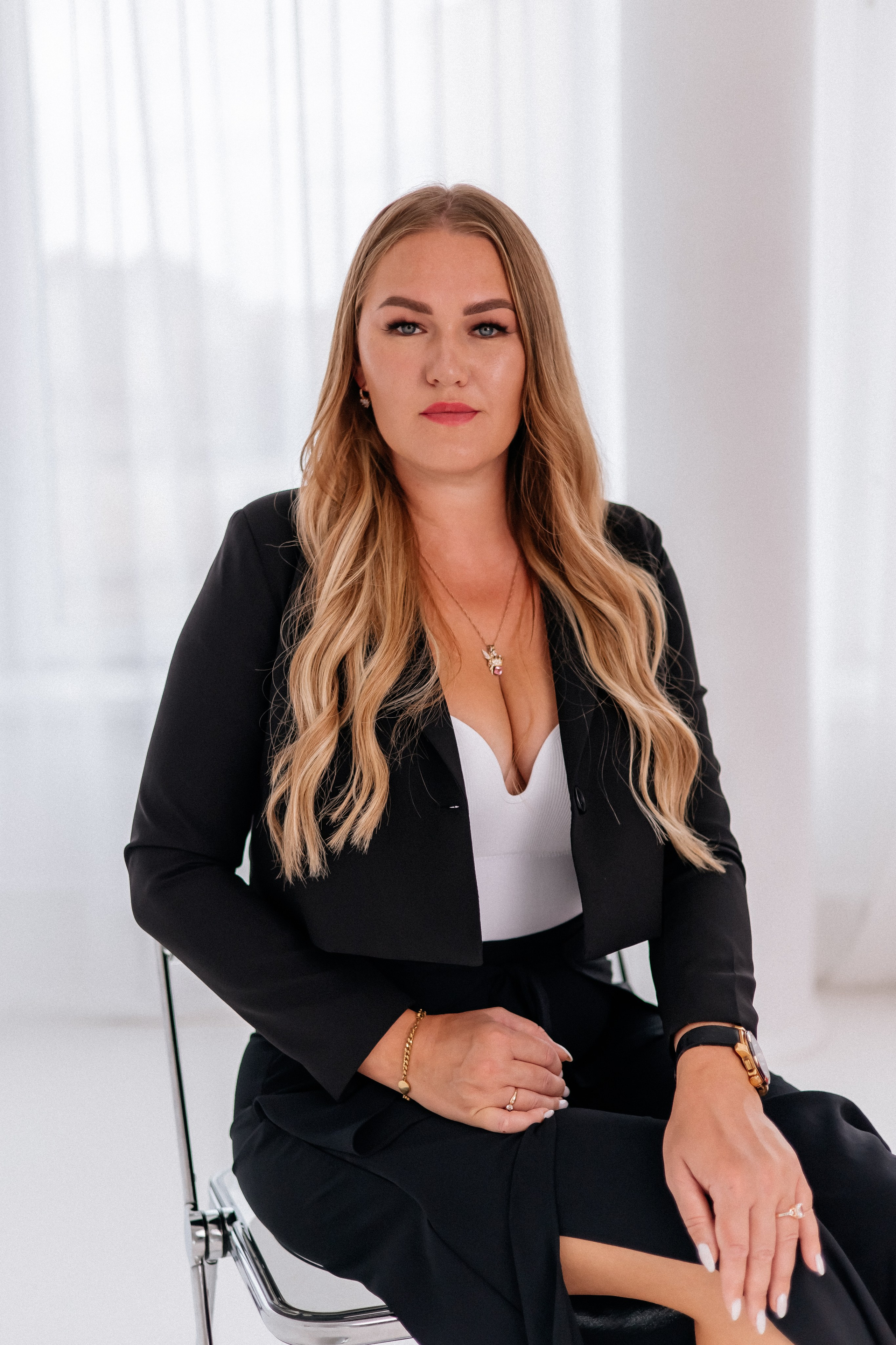 Мастера по наращиванию волос. Светлана Ванцлав — фотограф Минск, Беларусь