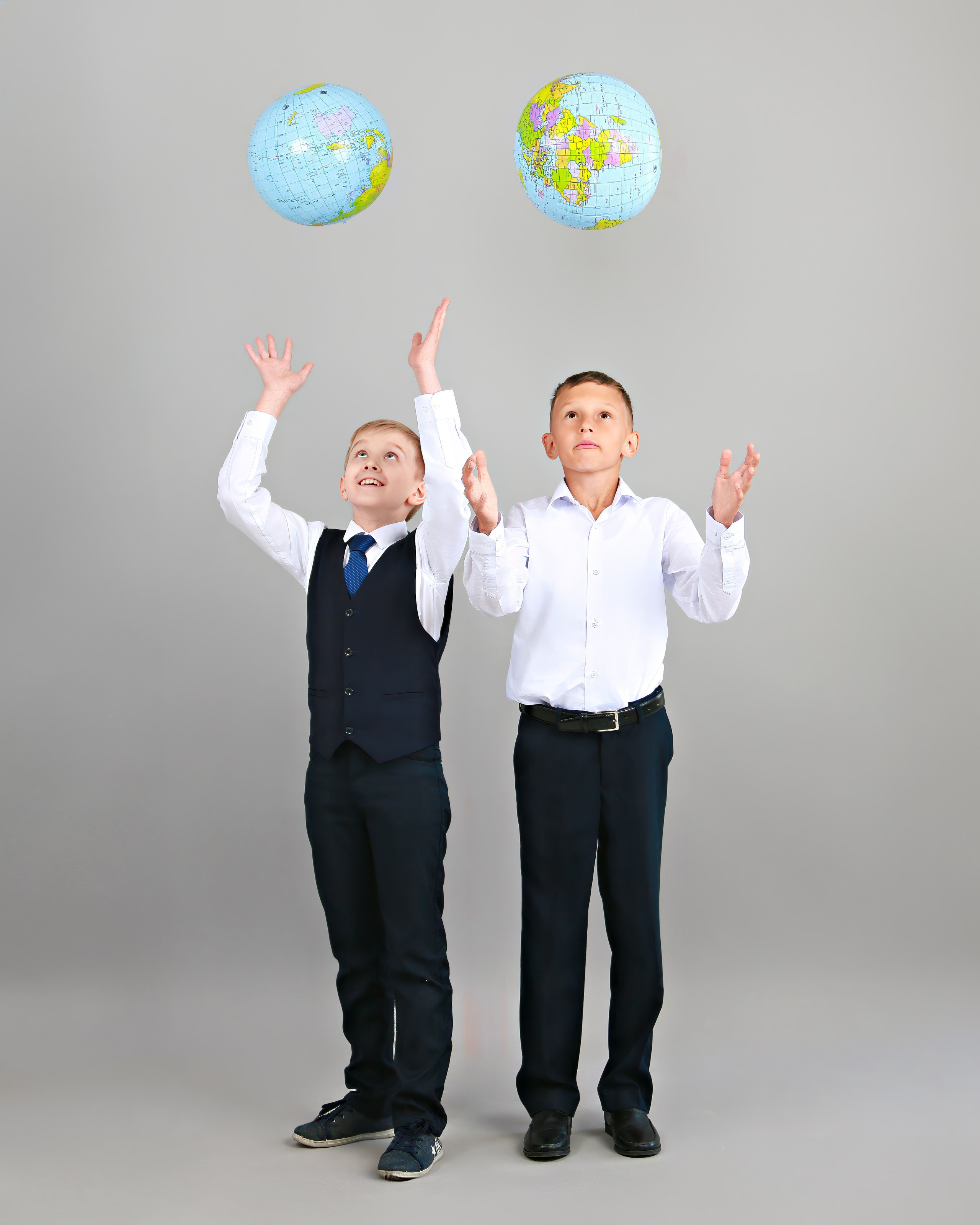 Друзья. Выпускные альбомы и школьный фотограф в Подольске, Троицке, Щербинке, Москве и Московской области