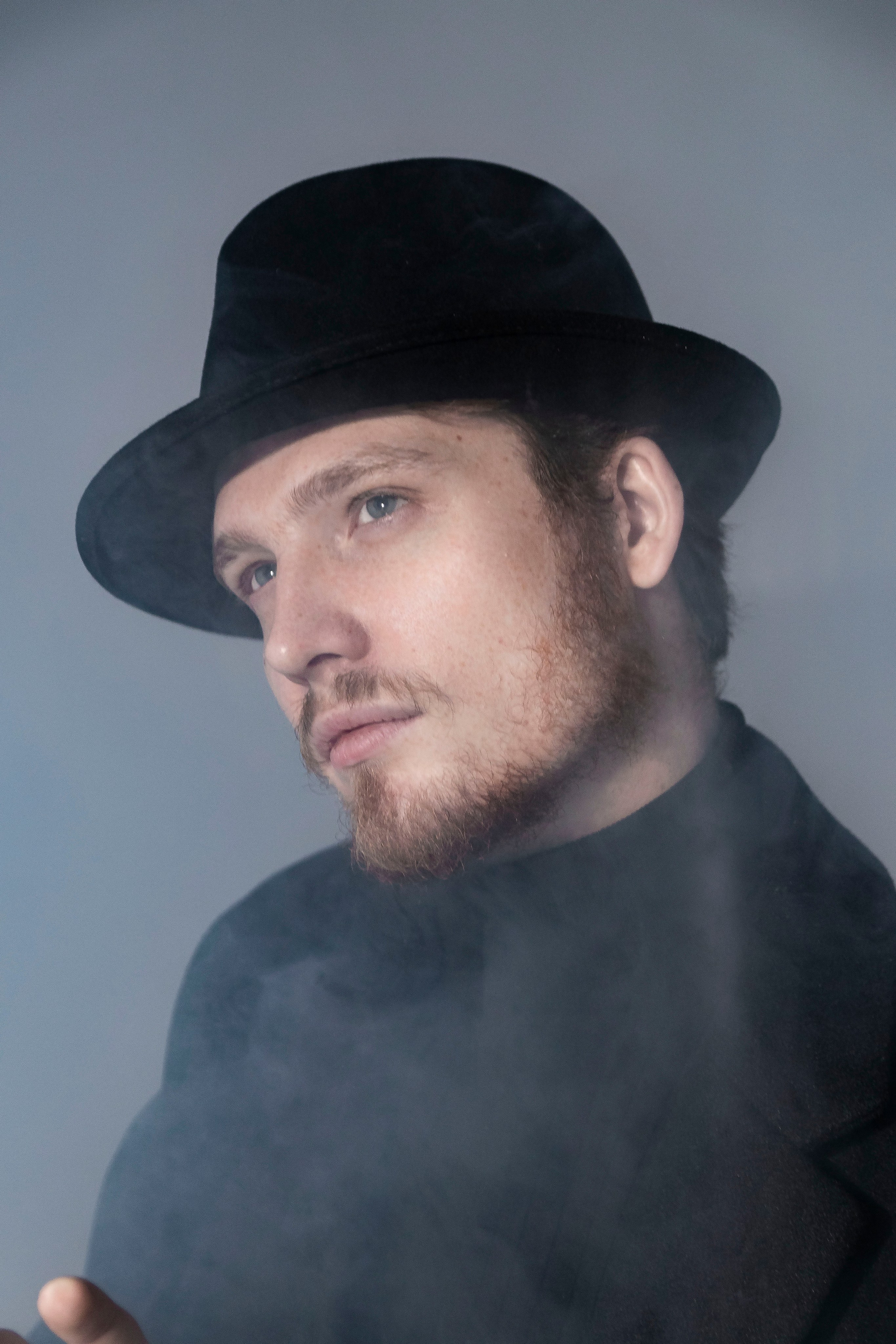 Мужская съемка студийная. Портретный фотограф в Санкт-Петербурге Савельева Ольга