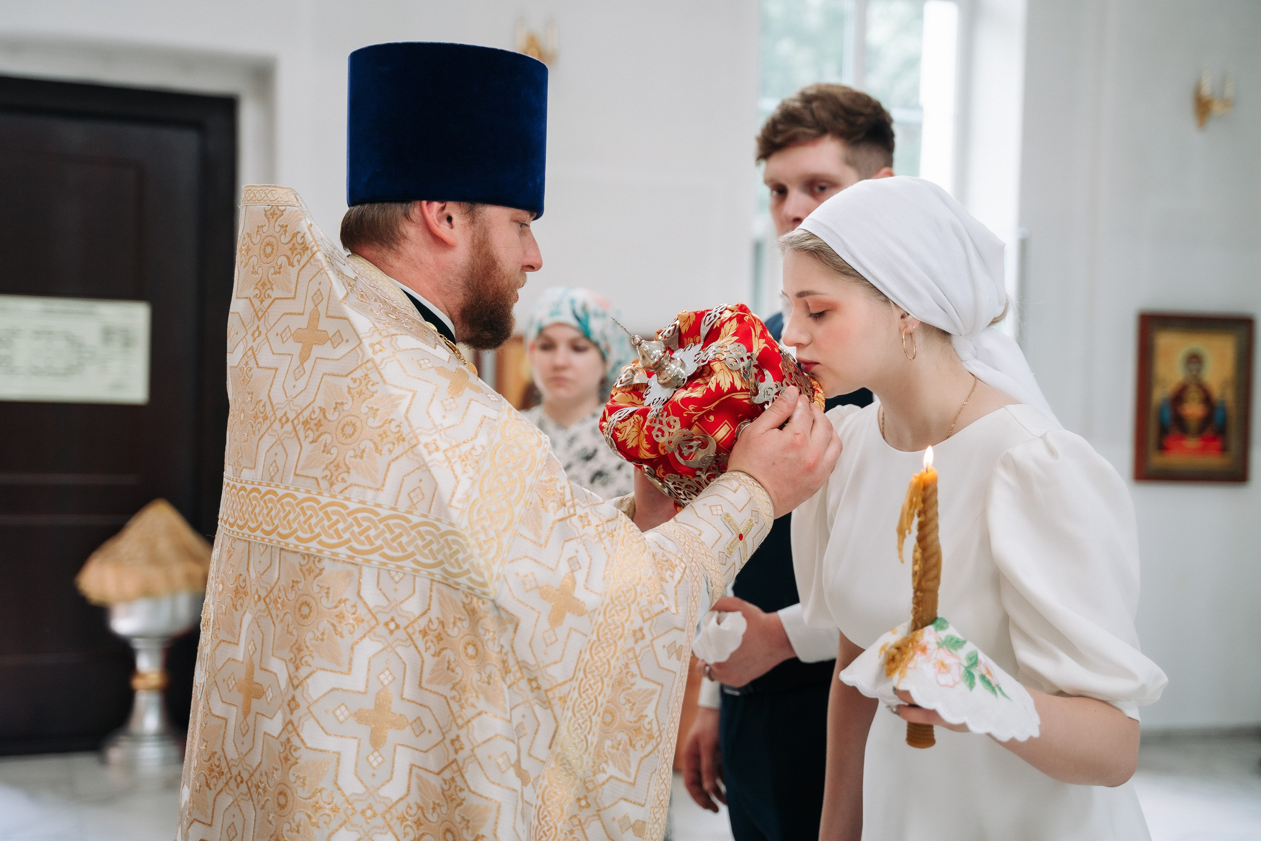 Венчание в Церкови Ермогена Патриарха Всероссийского в Южном Тушино. Свадебный и семейный фотограф в Москве и МО Геннадий Туманцев