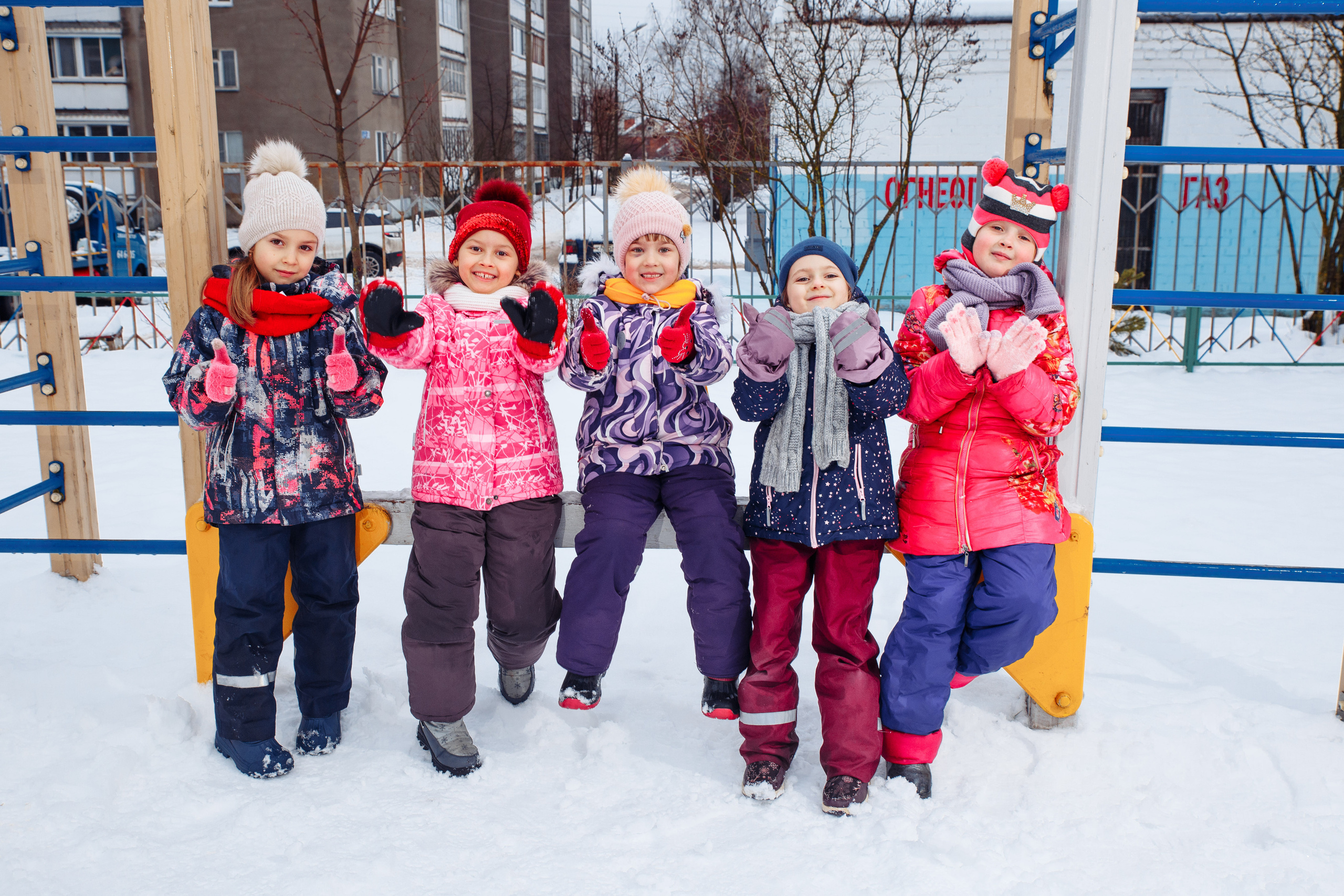 Выпускные альбомы для детского сада в Твери. Студия школьной фотографии в Твери. Выпускные альбомы в Твери