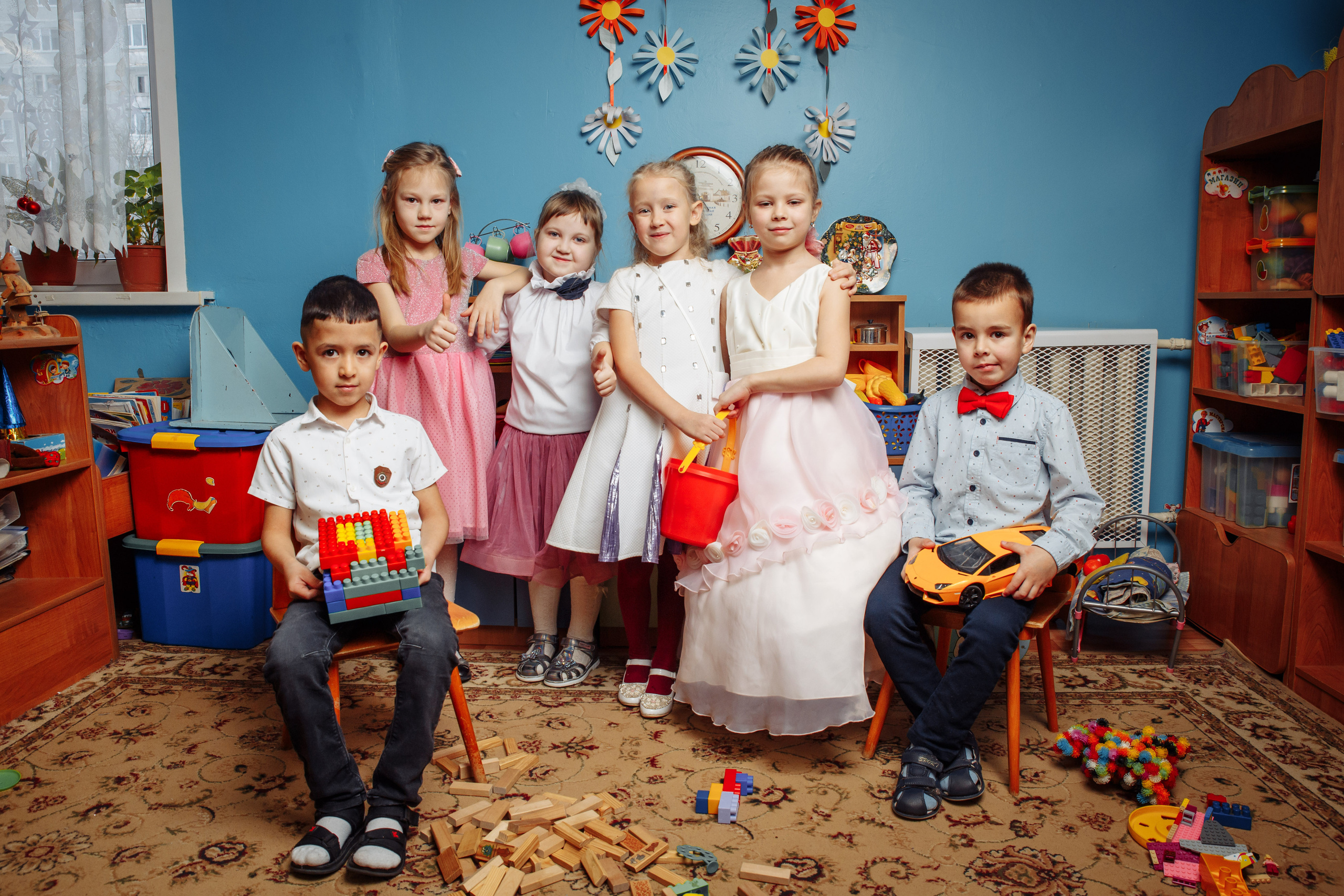 Выпускные альбомы для детского сада в Твери. Студия школьной фотографии в Твери. Выпускные альбомы в Твери