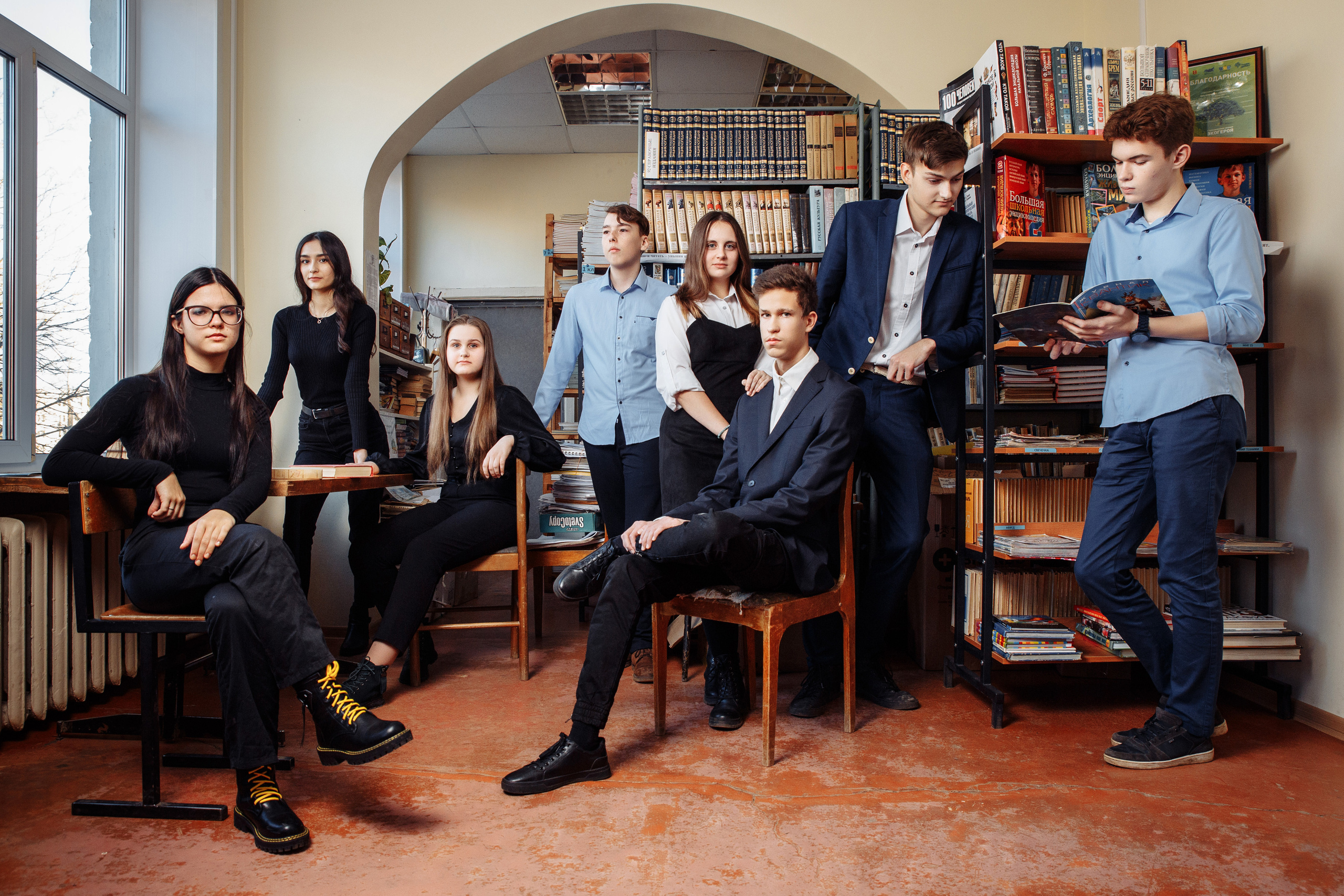 9 и 11 классы. Студия школьной фотографии в Твери. Выпускные альбомы в Твери