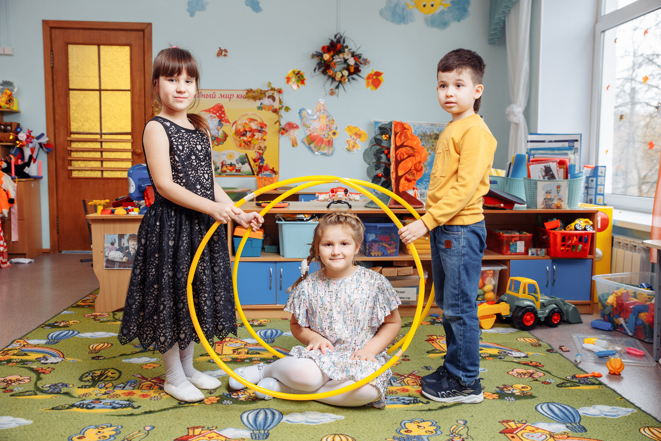 Выпускные альбомы для детского сада в Твери. Студия школьной фотографии в Твери. Выпускные альбомы в Твери