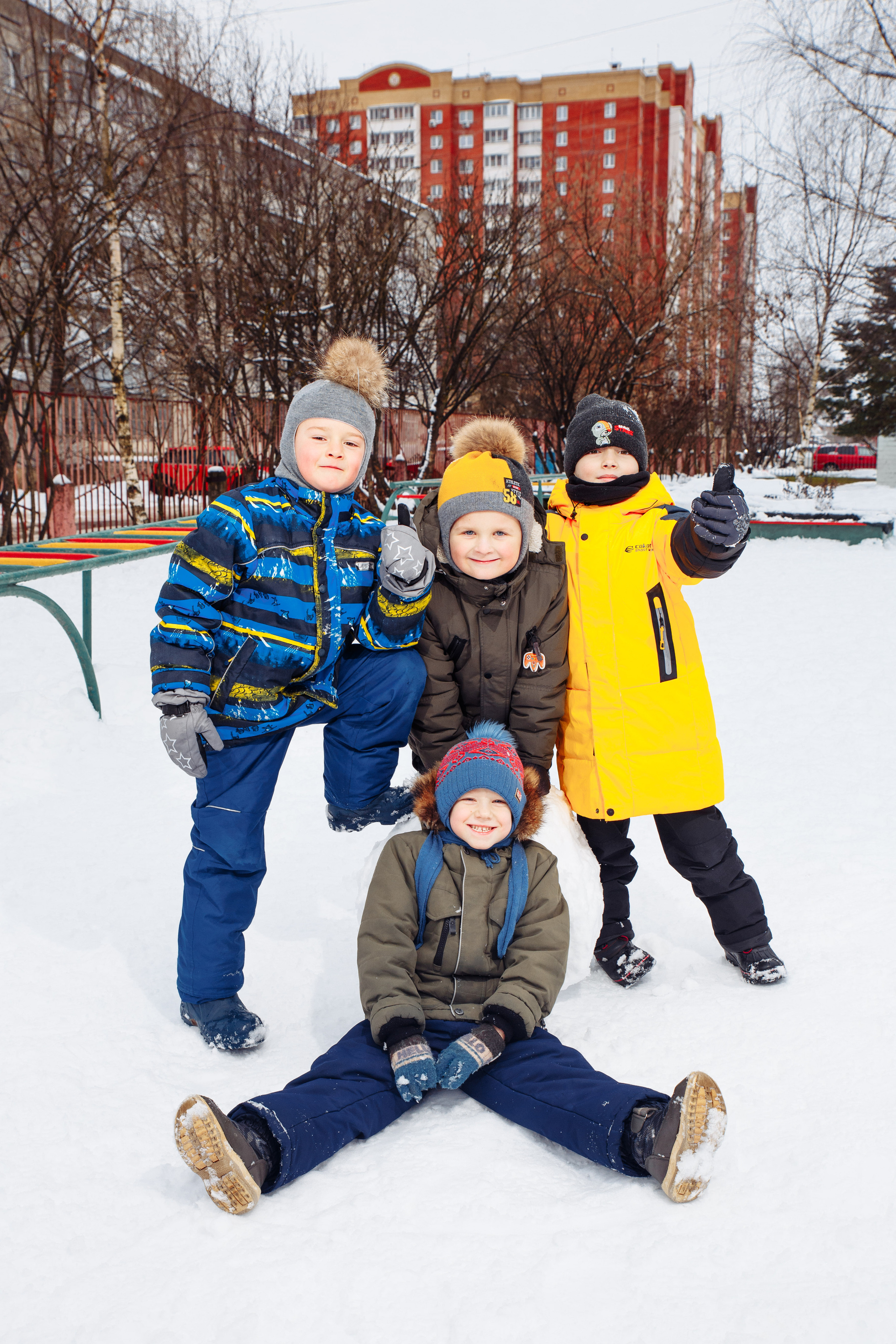 Выпускные альбомы для детского сада в Твери. Студия школьной фотографии в Твери. Выпускные альбомы в Твери