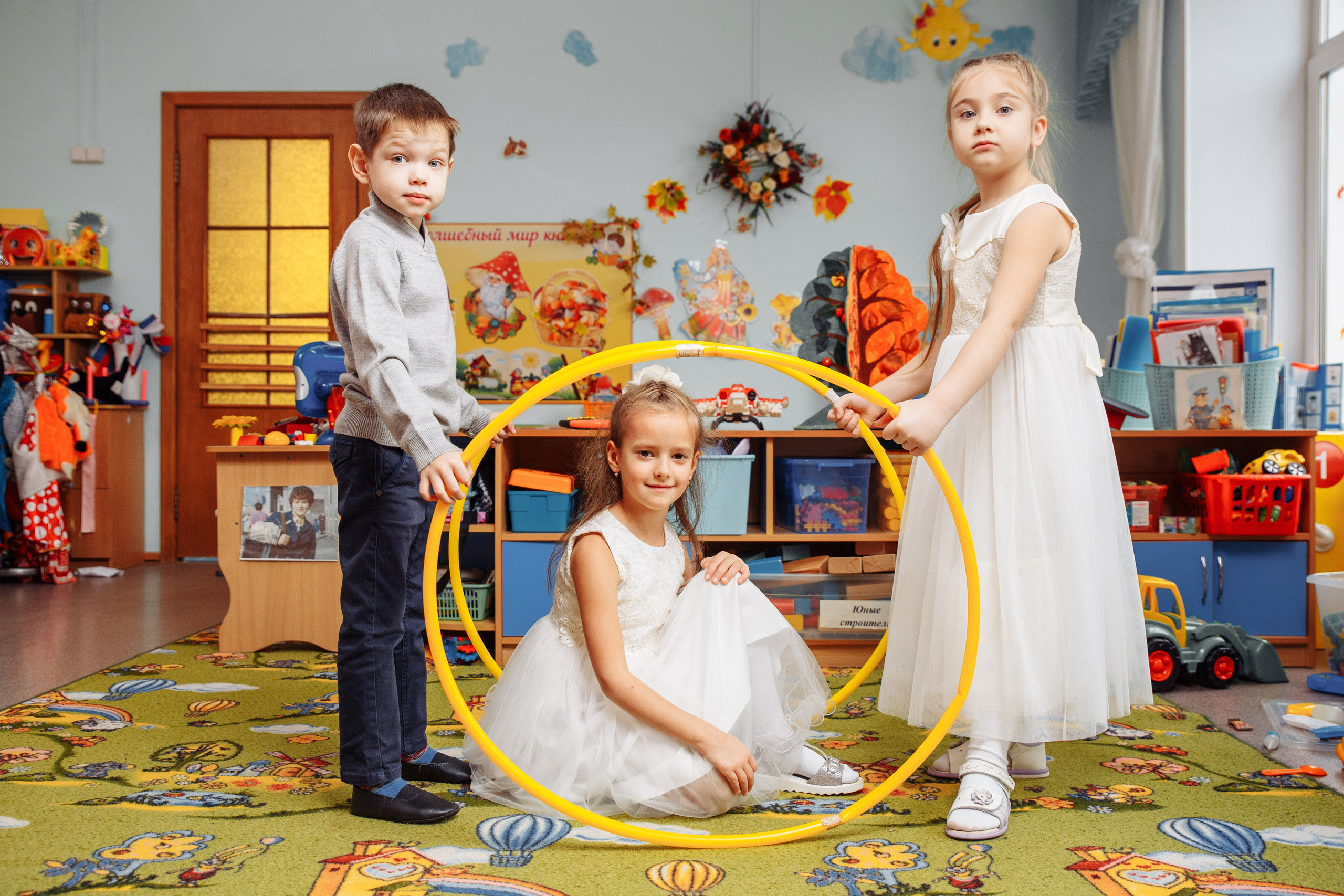 Выпускные альбомы для детского сада в Твери. Студия школьной фотографии в Твери. Выпускные альбомы в Твери