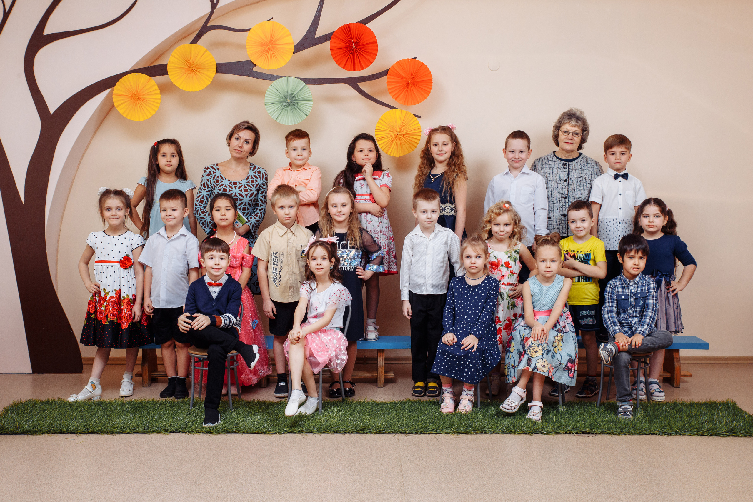 Выпускные альбомы для детского сада в Твери. Студия школьной фотографии в Твери. Выпускные альбомы в Твери