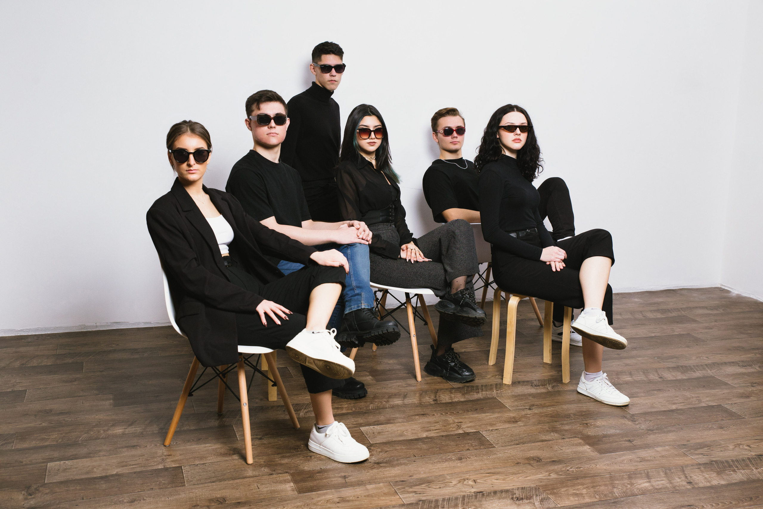 9 и 11 классы. Студия школьной фотографии в Твери. Выпускные альбомы в Твери