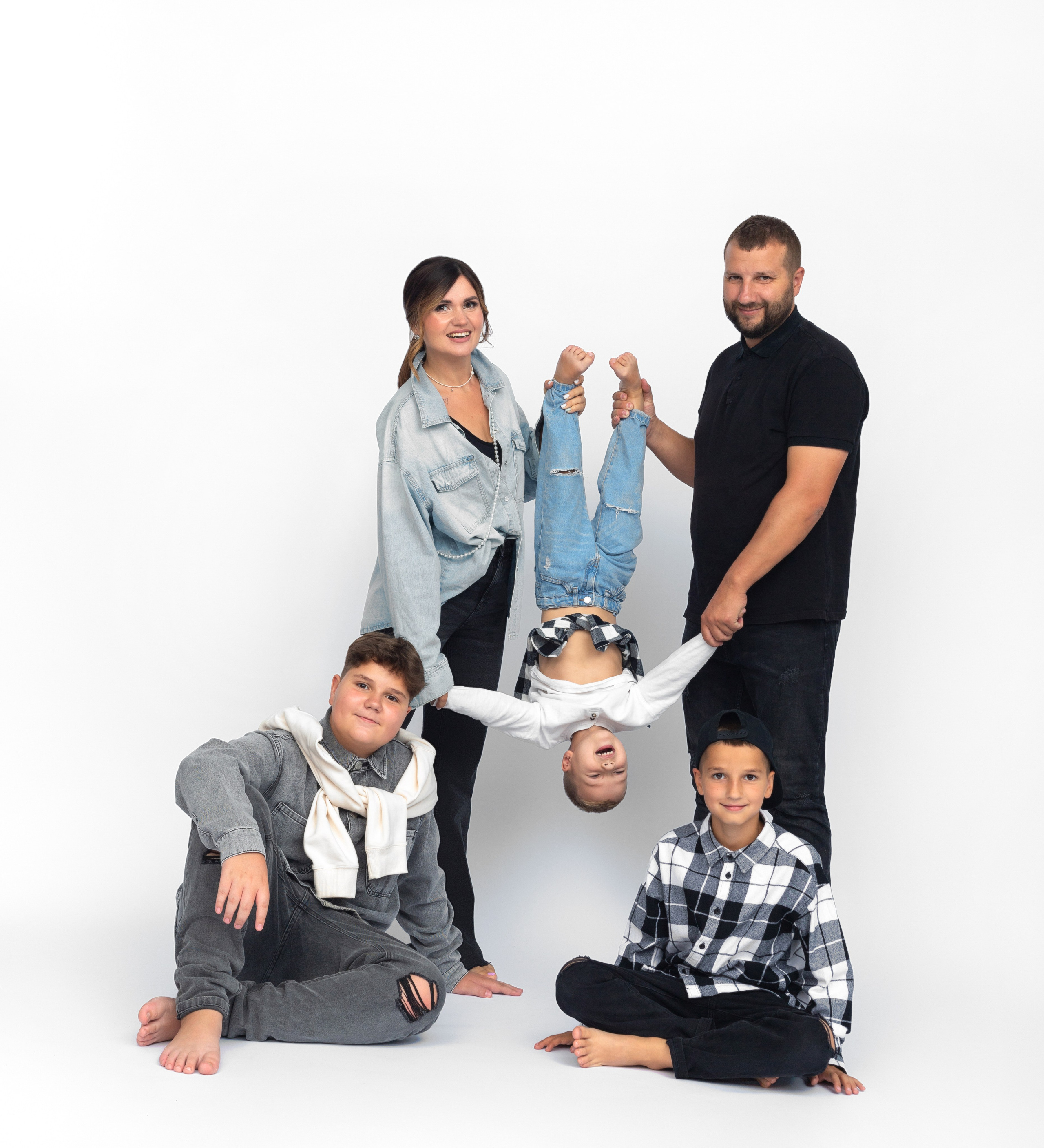 Семья Бернацких. Ирина Болотова фотограф в стиле Vogue в городе Старый Оскол