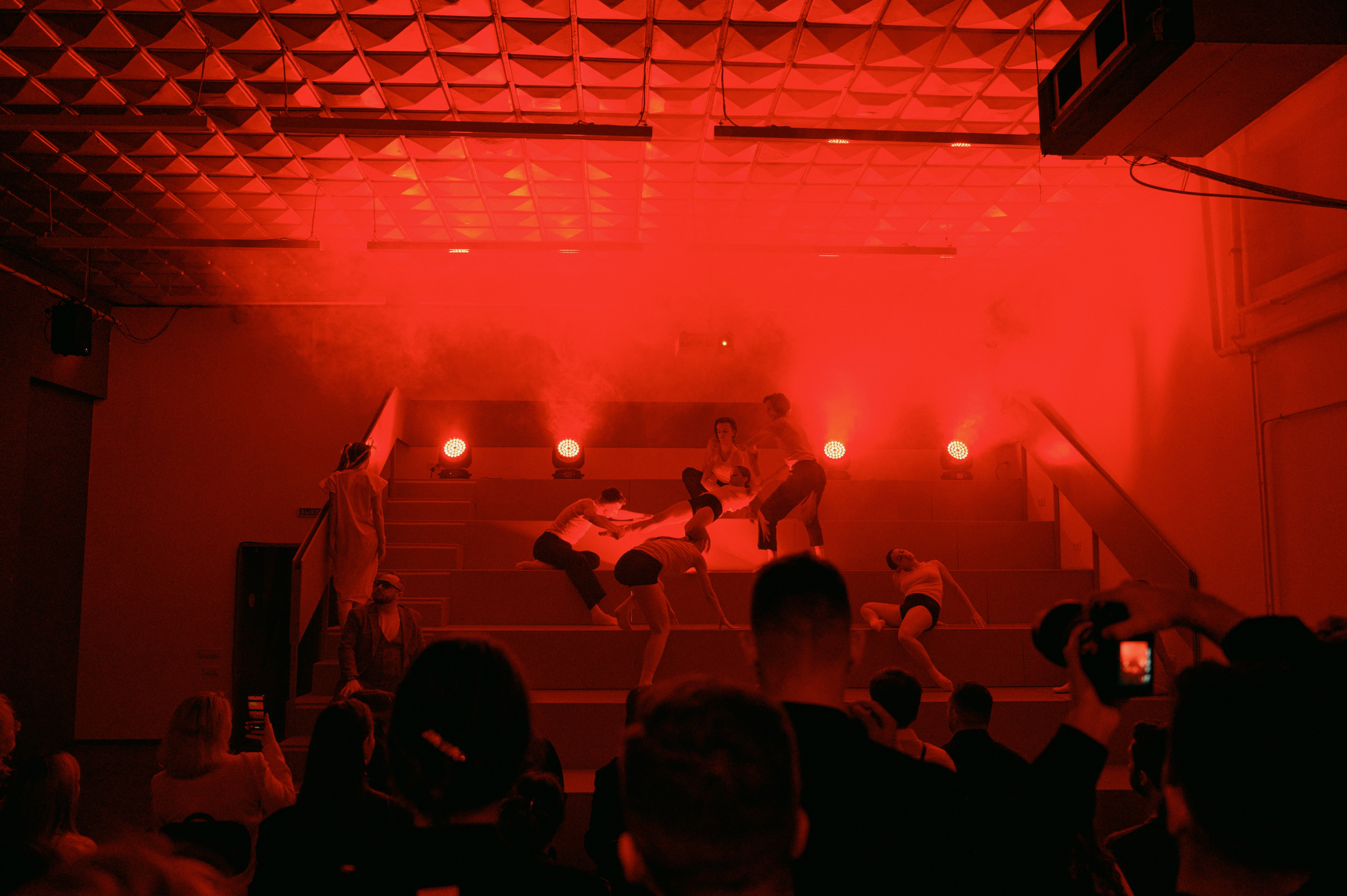 Перформанс СТЫД. Свадебный фотограф в Ростовe-на-Дону Анастасия Прутова