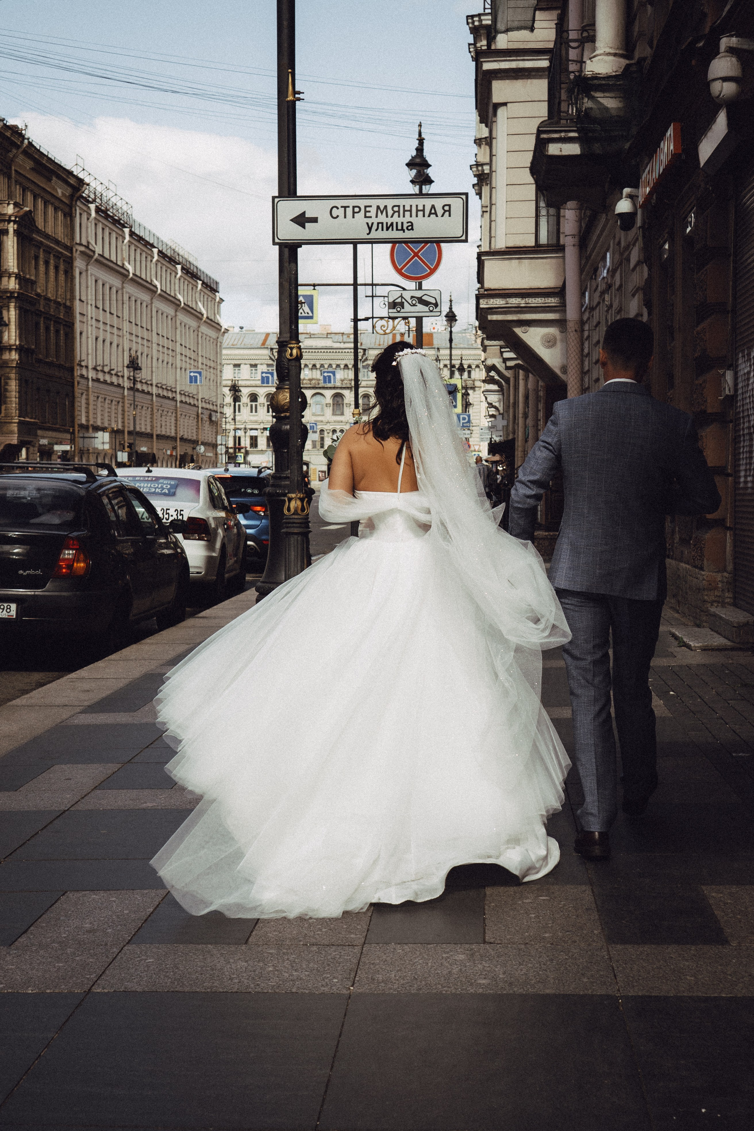 СВАДЕБНАЯ ПРОГУЛКА РЕСТОРАН МЫ ЖЕ НА ТЫ И ФОТОСЕССИИЯ С АВТОМОБИЛЕМ. Профессиональный фотограф, Санкт-Петербург — Виктория Богомолова