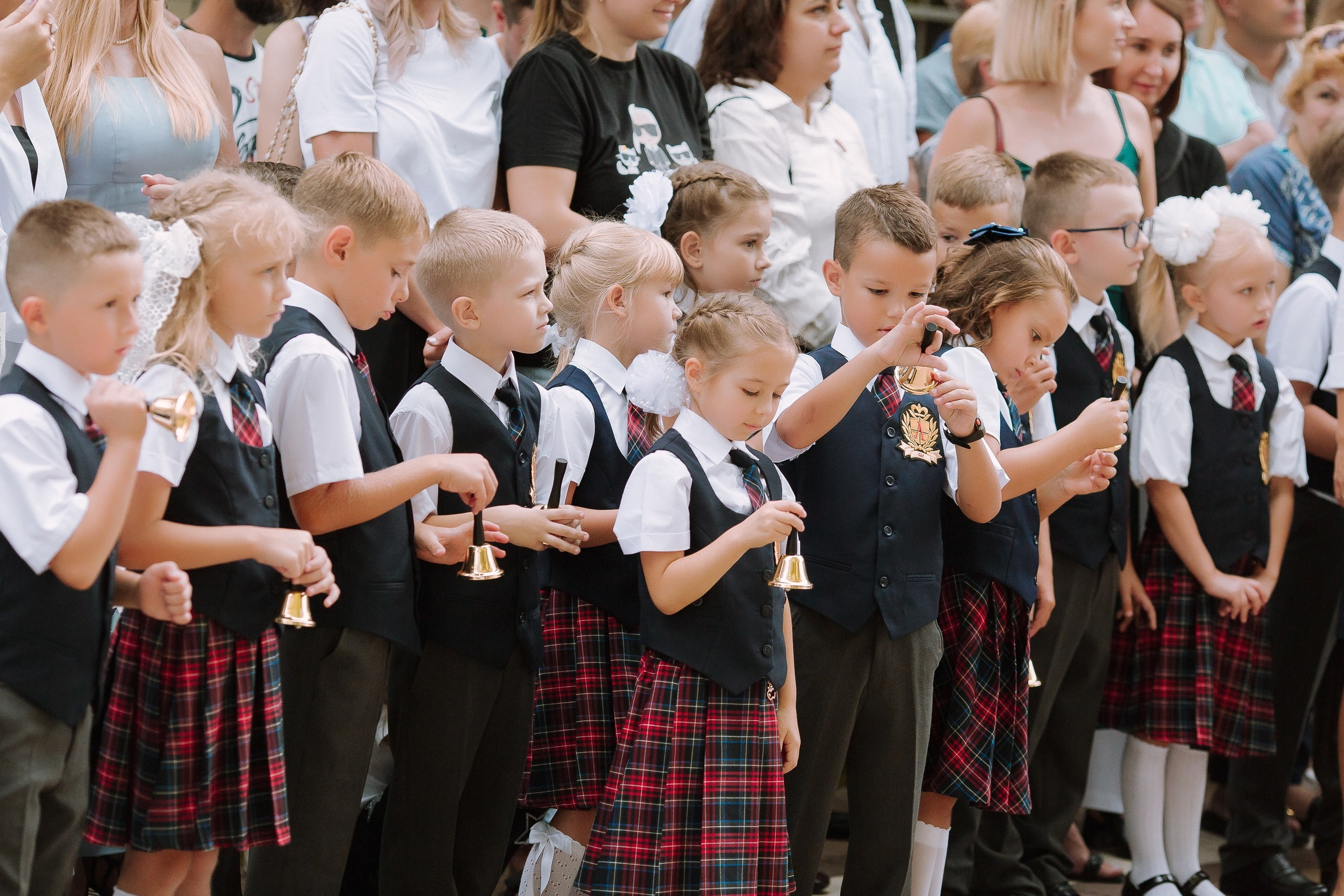 1 класс школа «Личность». Выпускные альбомы Натальи Бутко: Новороссийск, Анапа, Геленджик