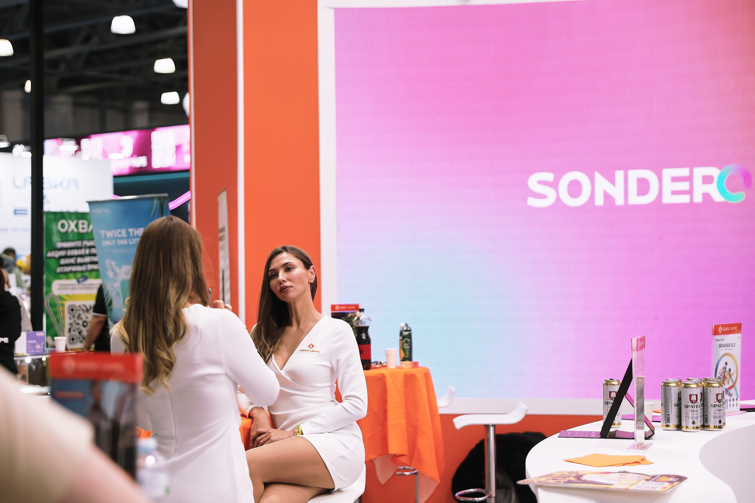 Vape club show reportage. Репортажный фотограф, портретный фотограф  г. Москва