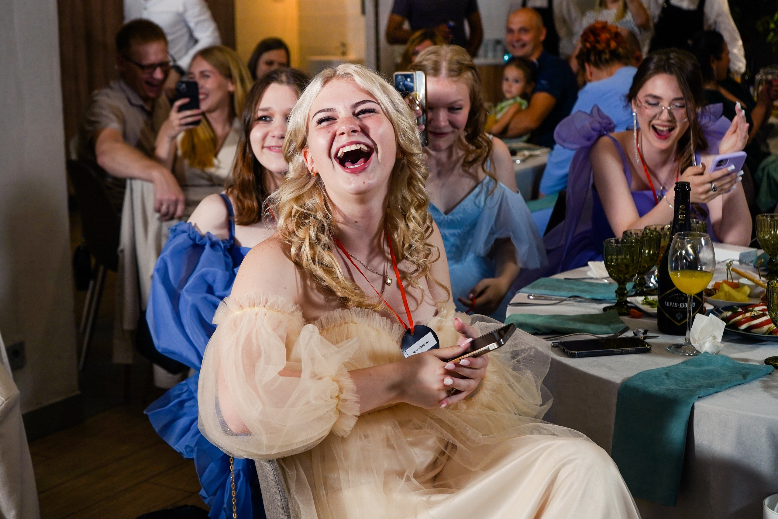 Выпускной вечер, гимназия № 40, 9 класс. Семейный и портретный фотограф в Екатеринбурге Анна Лобанова