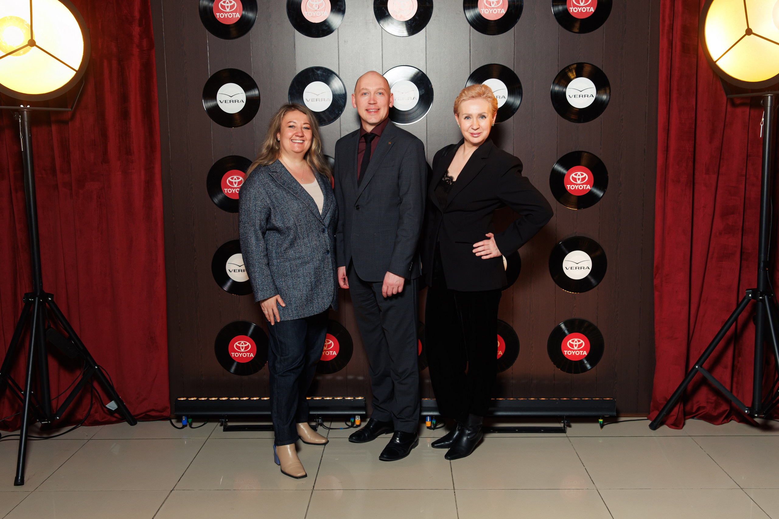 Презентация новой Toyota RAV4. Репортажный и свадебный фотограф в Уфе Павел Кожевников