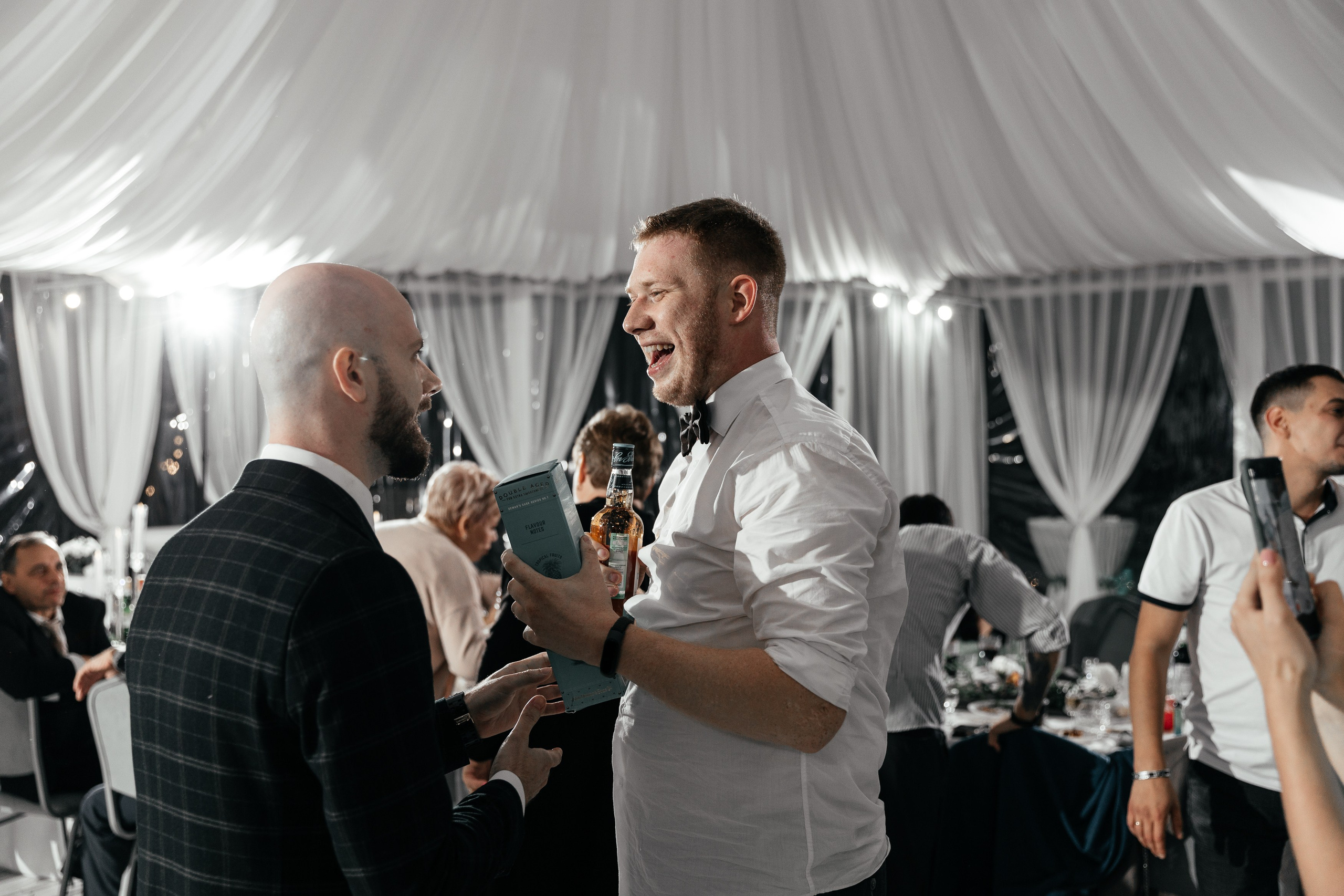 Свадебный фотограф Уфа — Руслан ГабдлисламовЖивые эмоции, красивые кадры, воспоминания на всю жизнь.Работаю по всей Республике Башкортоста. Свадебный фотограф Уфа Руслан Габдлисламов