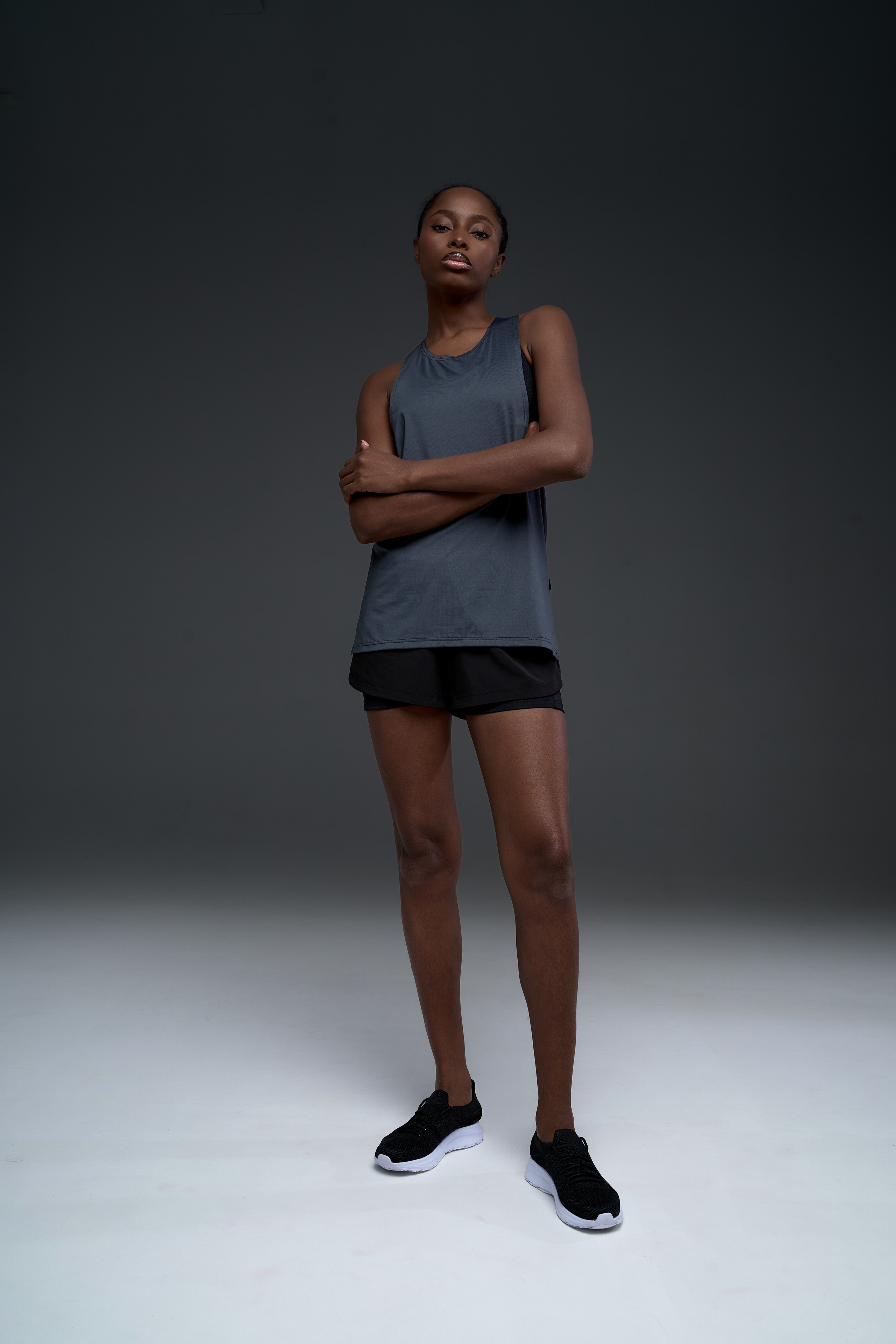 Спортивные футболки. Фотограф для маркетплейсов в Москве