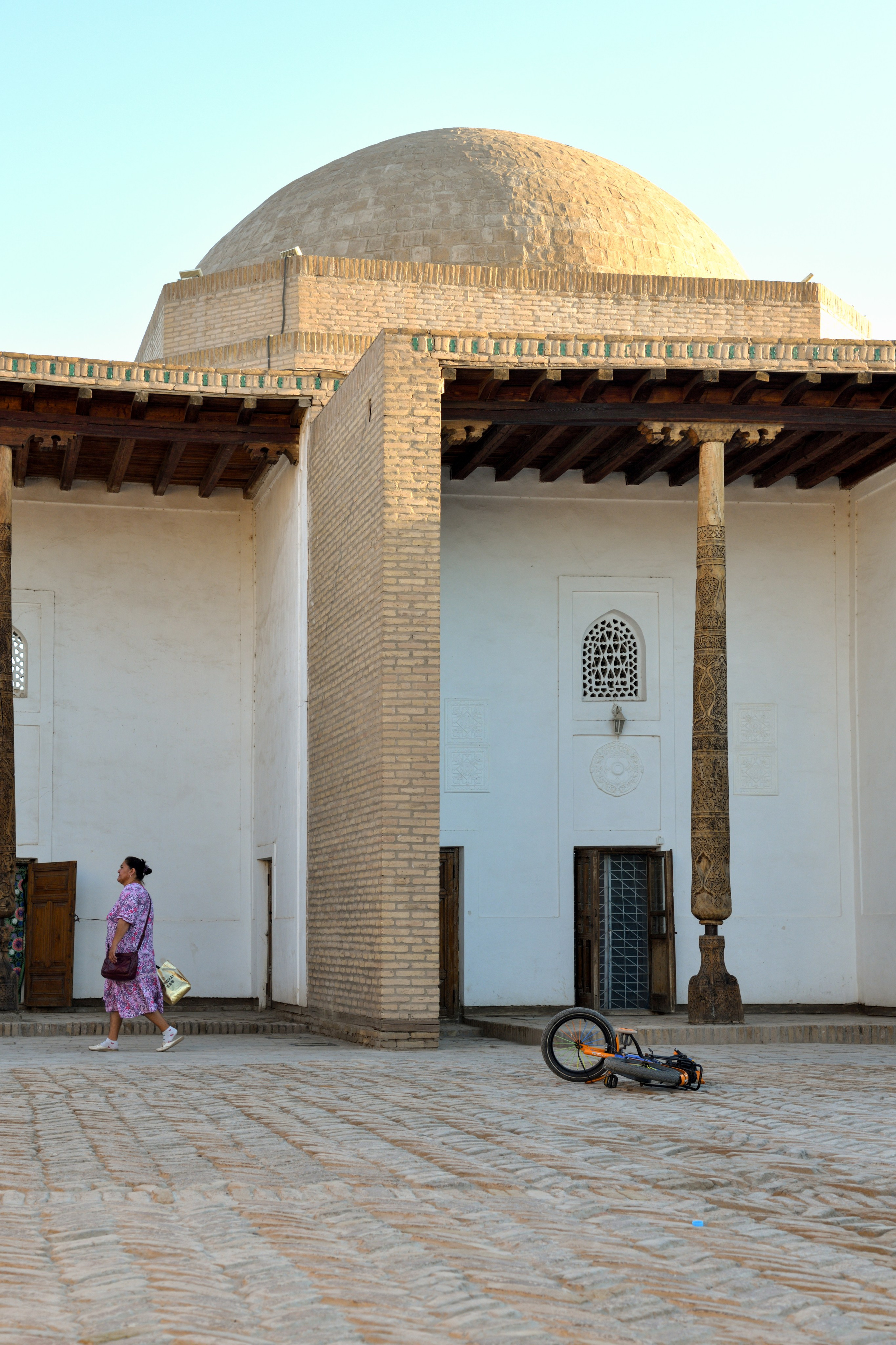 Узбекистан Хива. Братский трип по Средней Азии 2023. Фотограф для дизайнеров, застройщиков и бизнеса — интерьеры и архитектура — Свободный Роман в Москве и по России