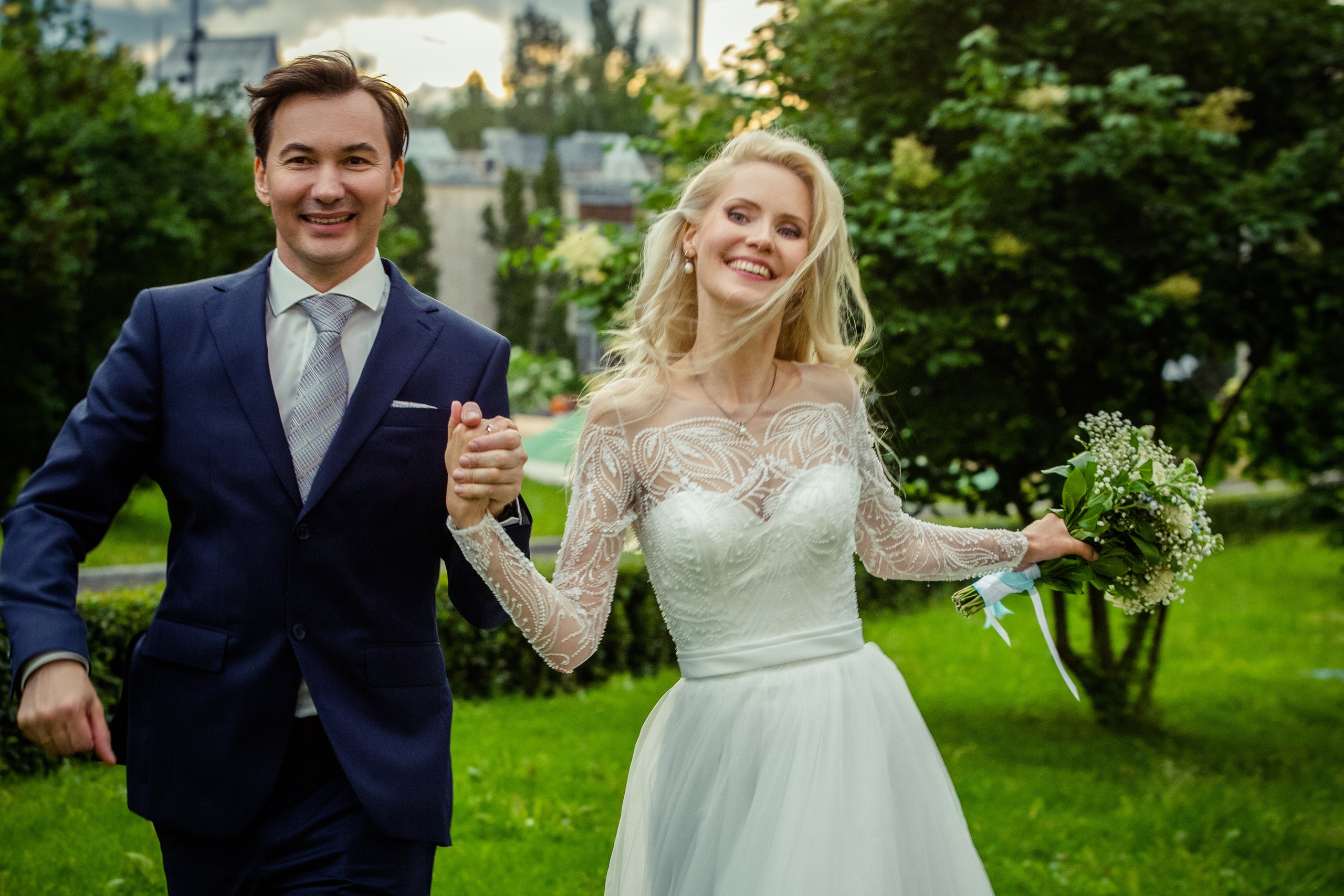 Свадебная фотосессия на ВДНХ. Свадебный и семейный фотограф в Москве и Подмосковье Лариса Козлова