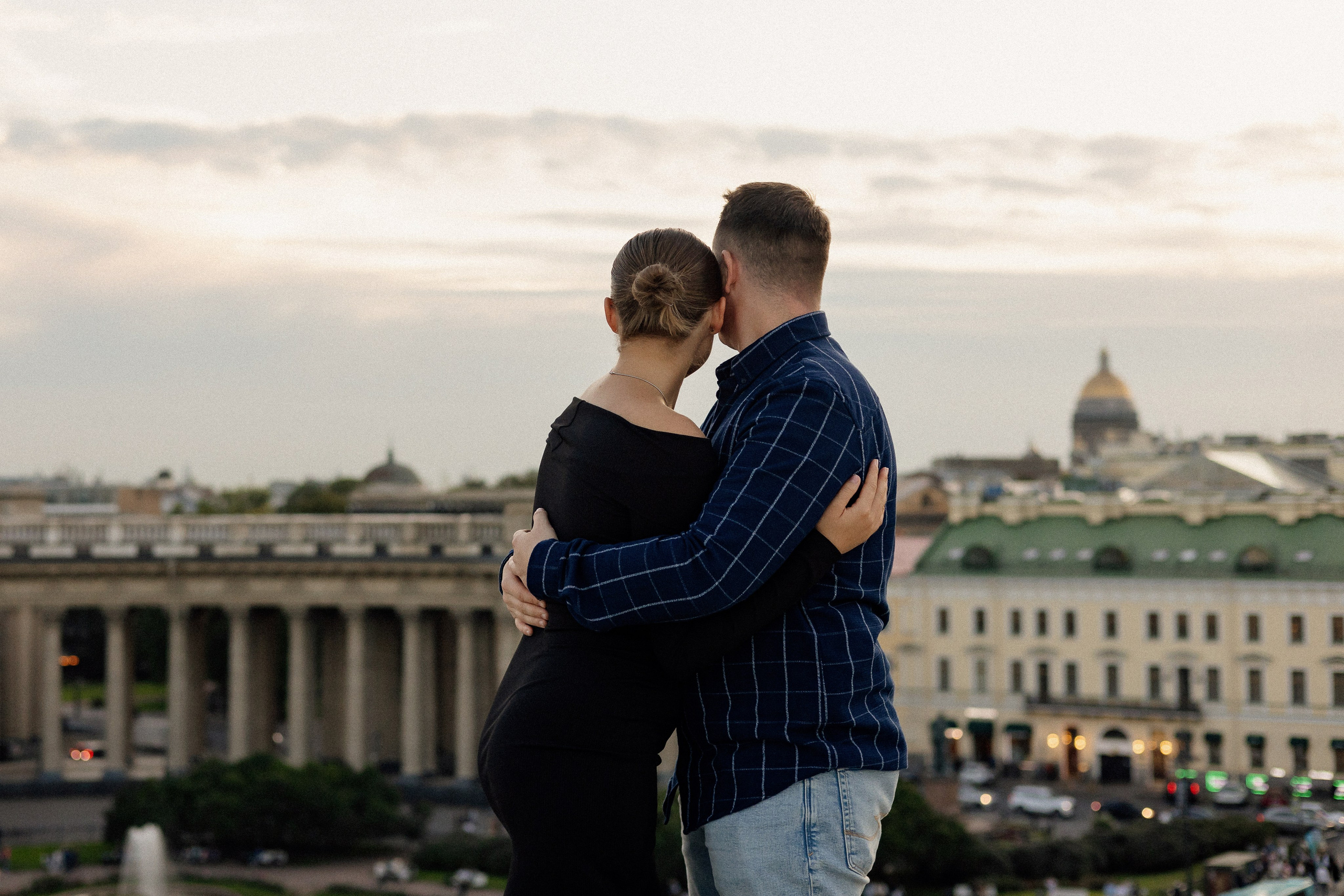 Романтика питерских крыш. Свадебный фотограф в Санкт-Петербурге Ксения Кобышева