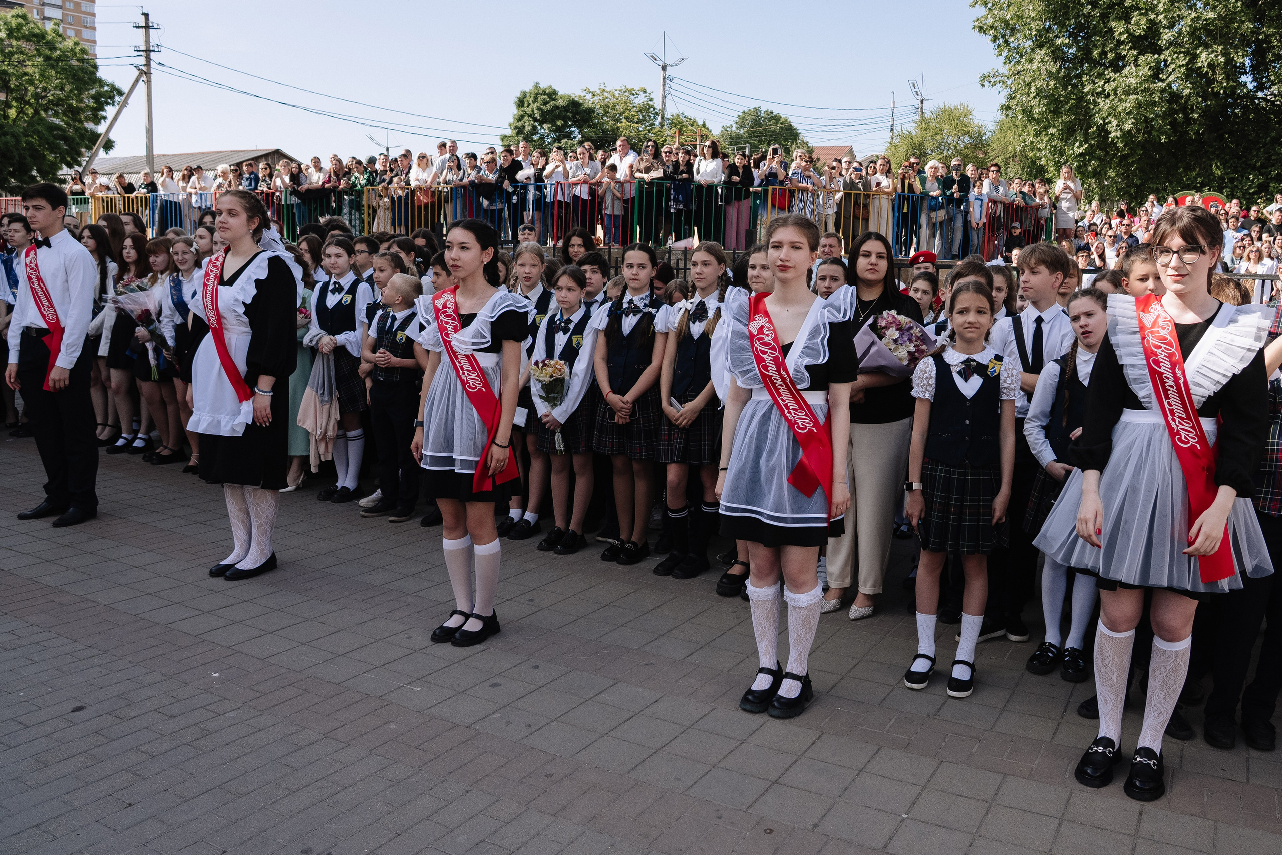 11 класс 40 школа. Выпускные альбомы Натальи Бутко: Новороссийск, Анапа, Геленджик