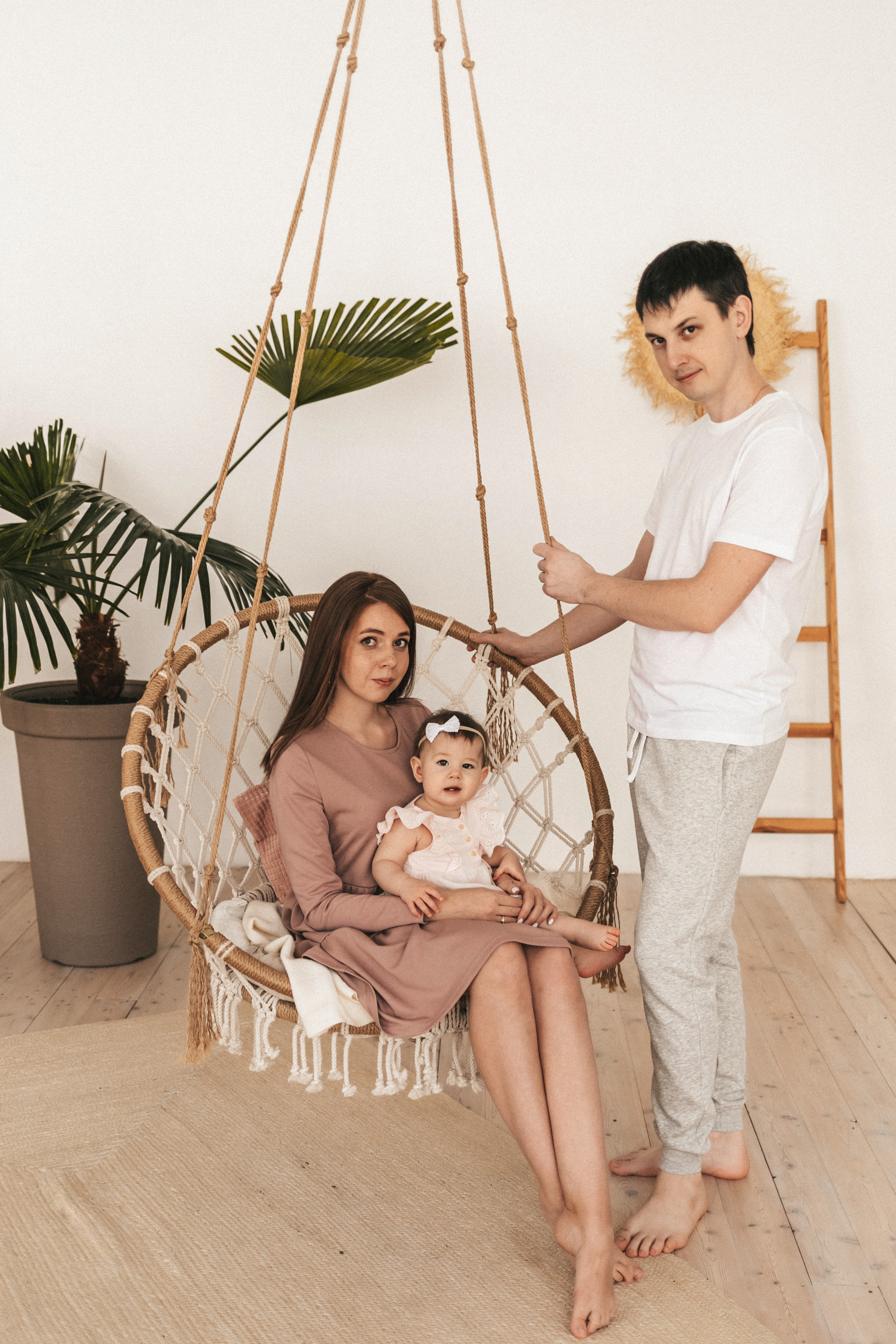 Ира, Слава и Аришка БОХО. Семейный и детский фотограф во Владивостоке
