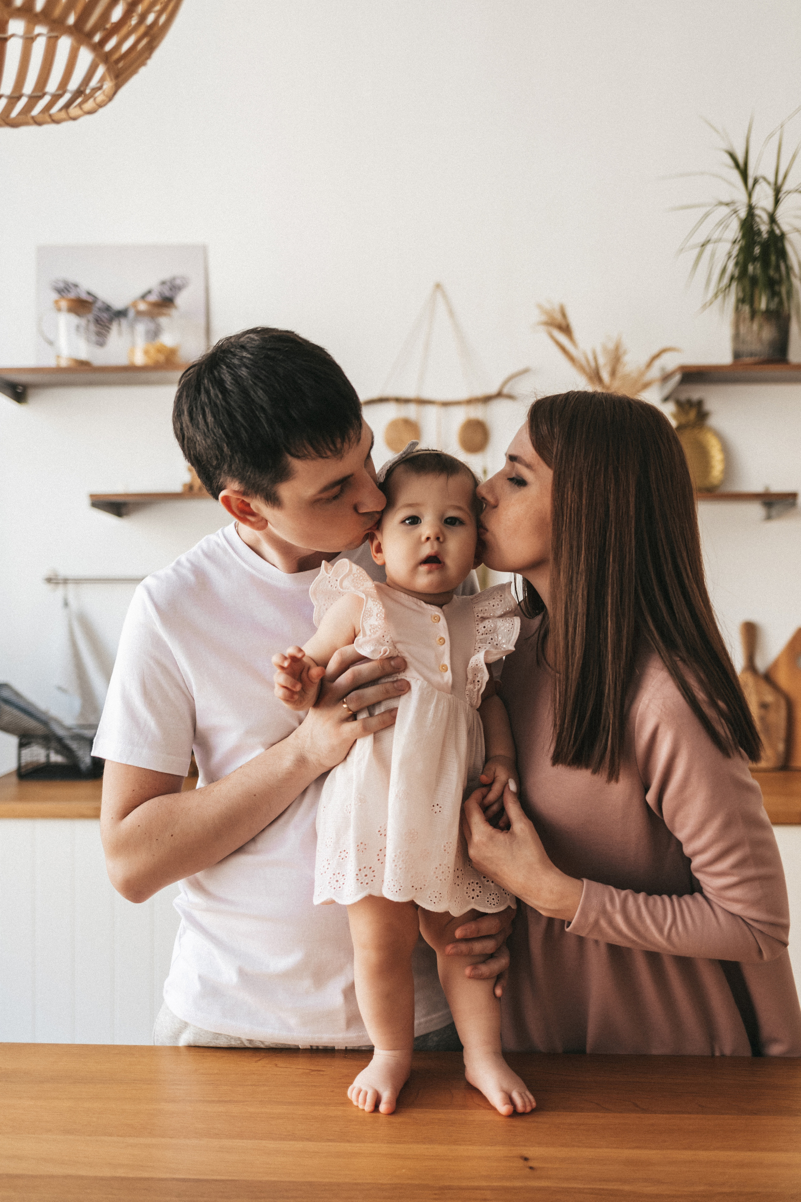 Ира, Слава и Аришка БОХО. Семейный и детский фотограф во Владивостоке