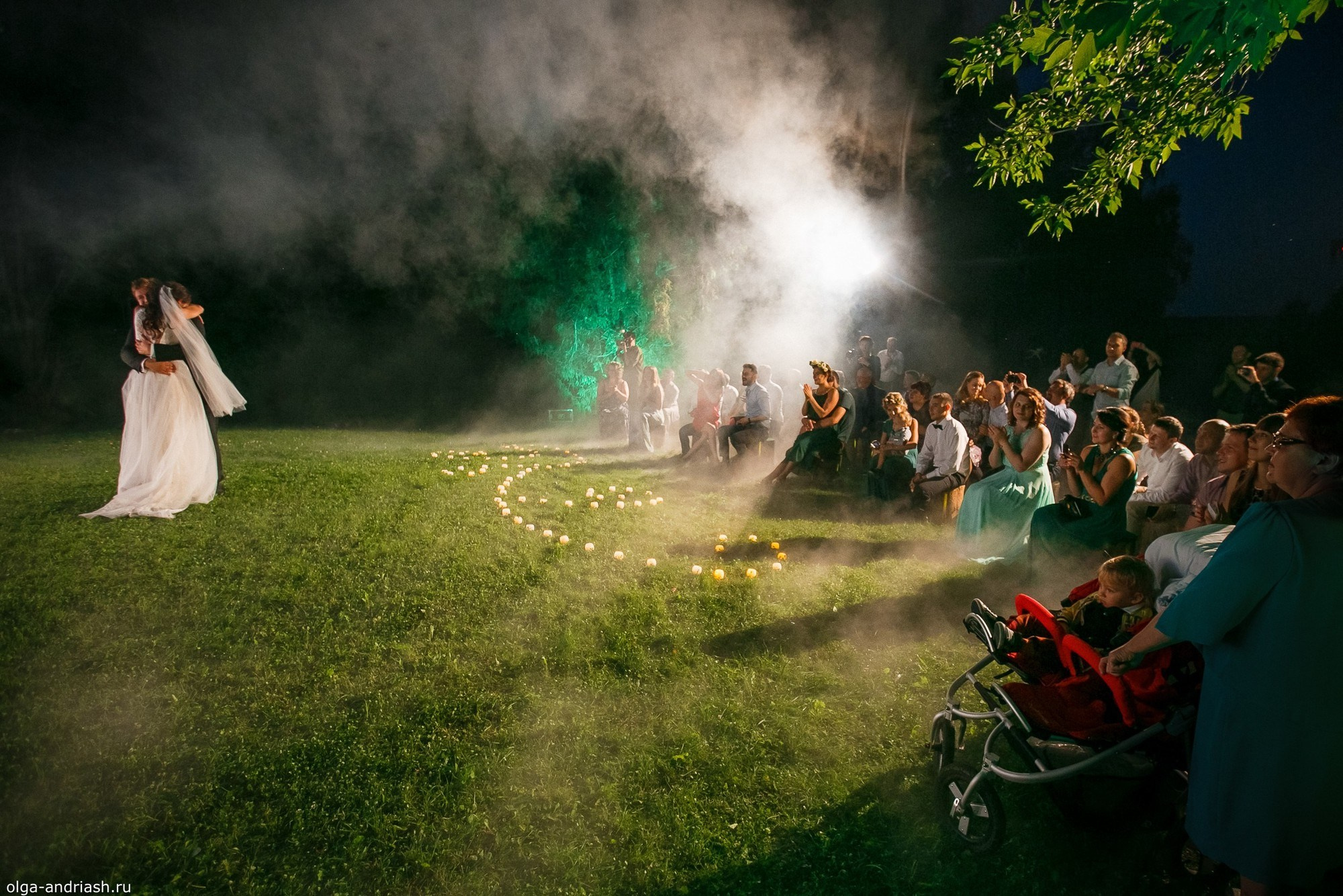 Вечерняя выездная регистрация. Семейный, портретный и свадебный фотограф в Санкт-Петербурге и Москве