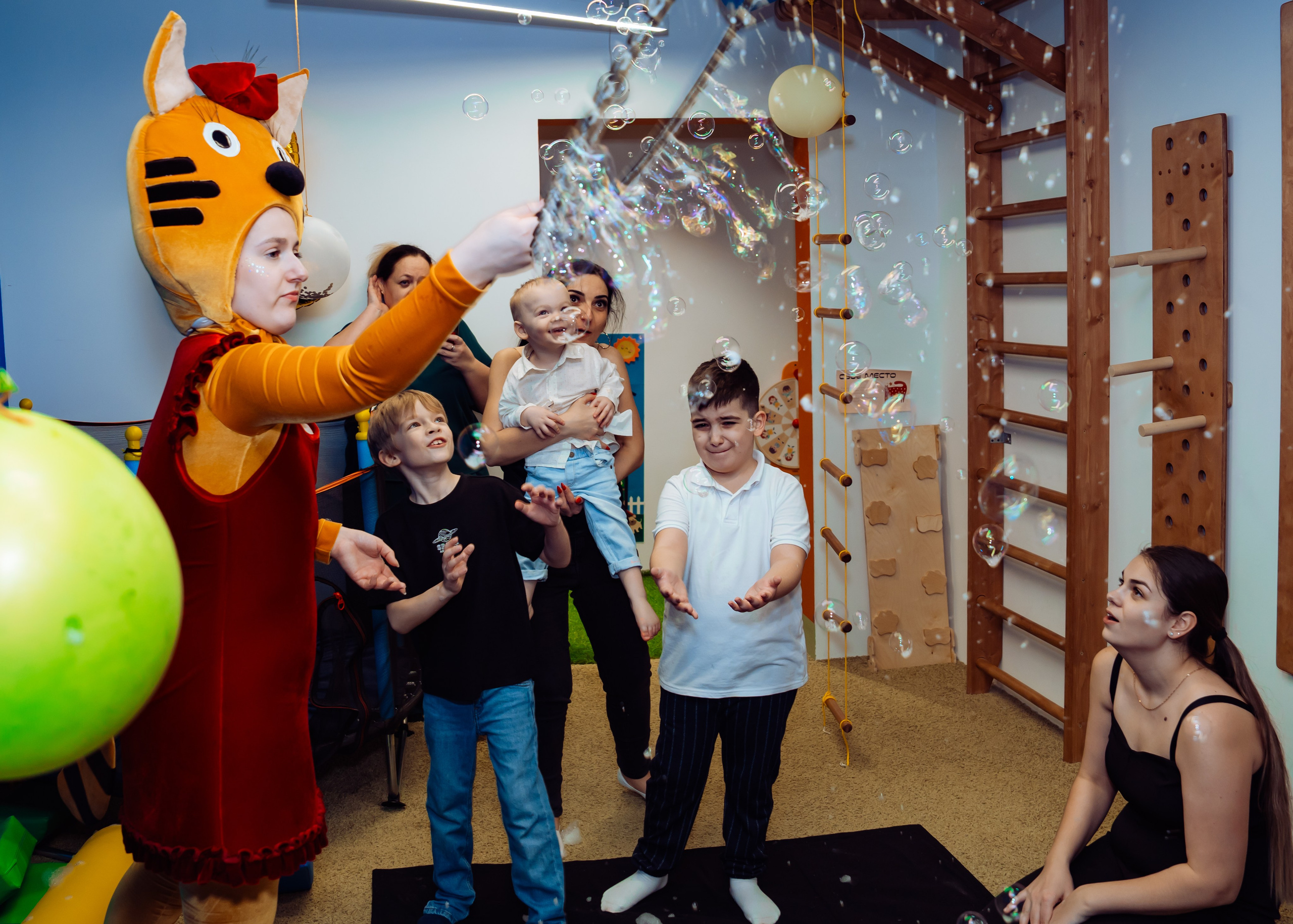 Карамелька в гостях у Романа. Крамер Юлиана детский и семейный фотограф