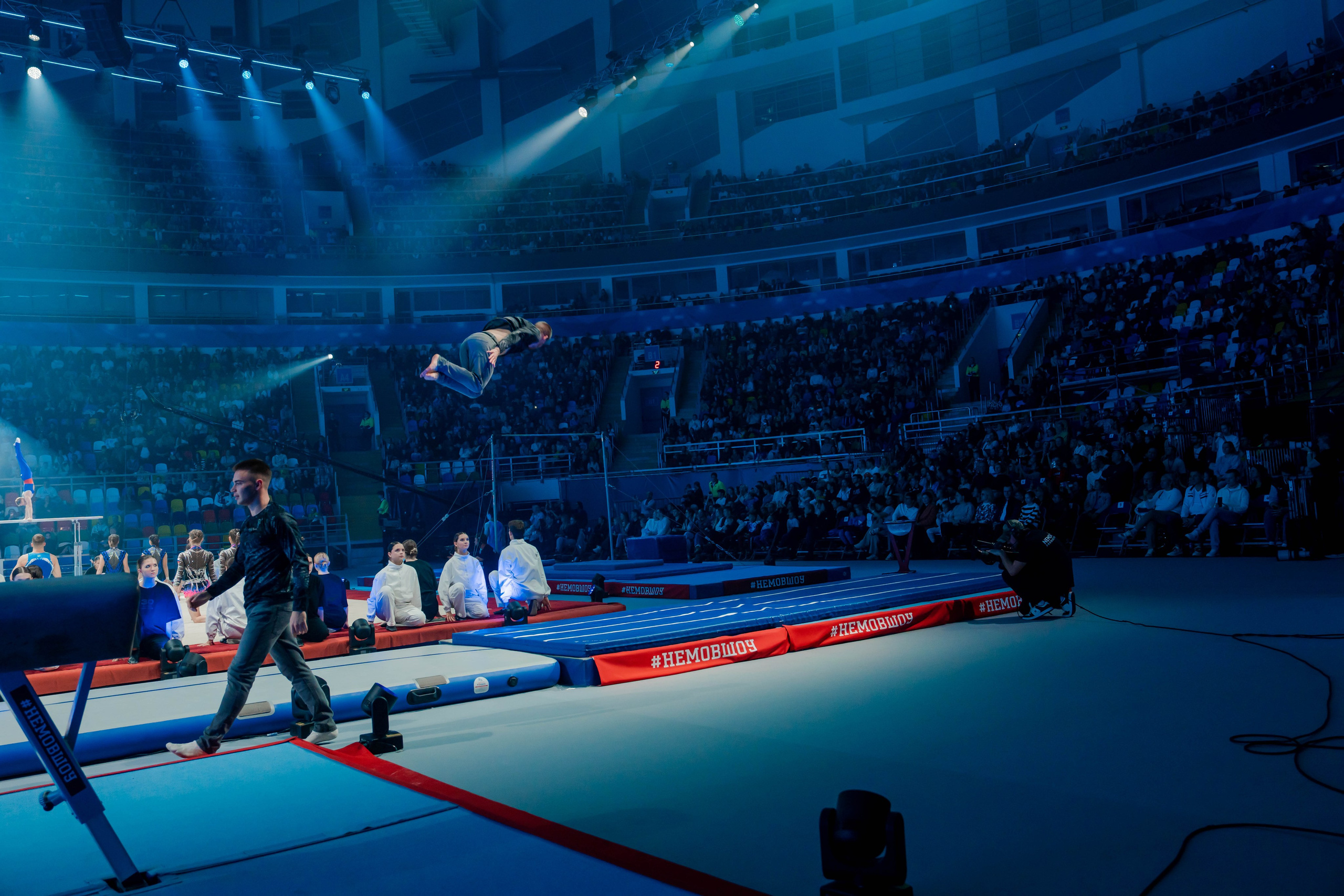 Шоу Алексея Немова 2024. Крамер Юлиана детский и семейный фотограф