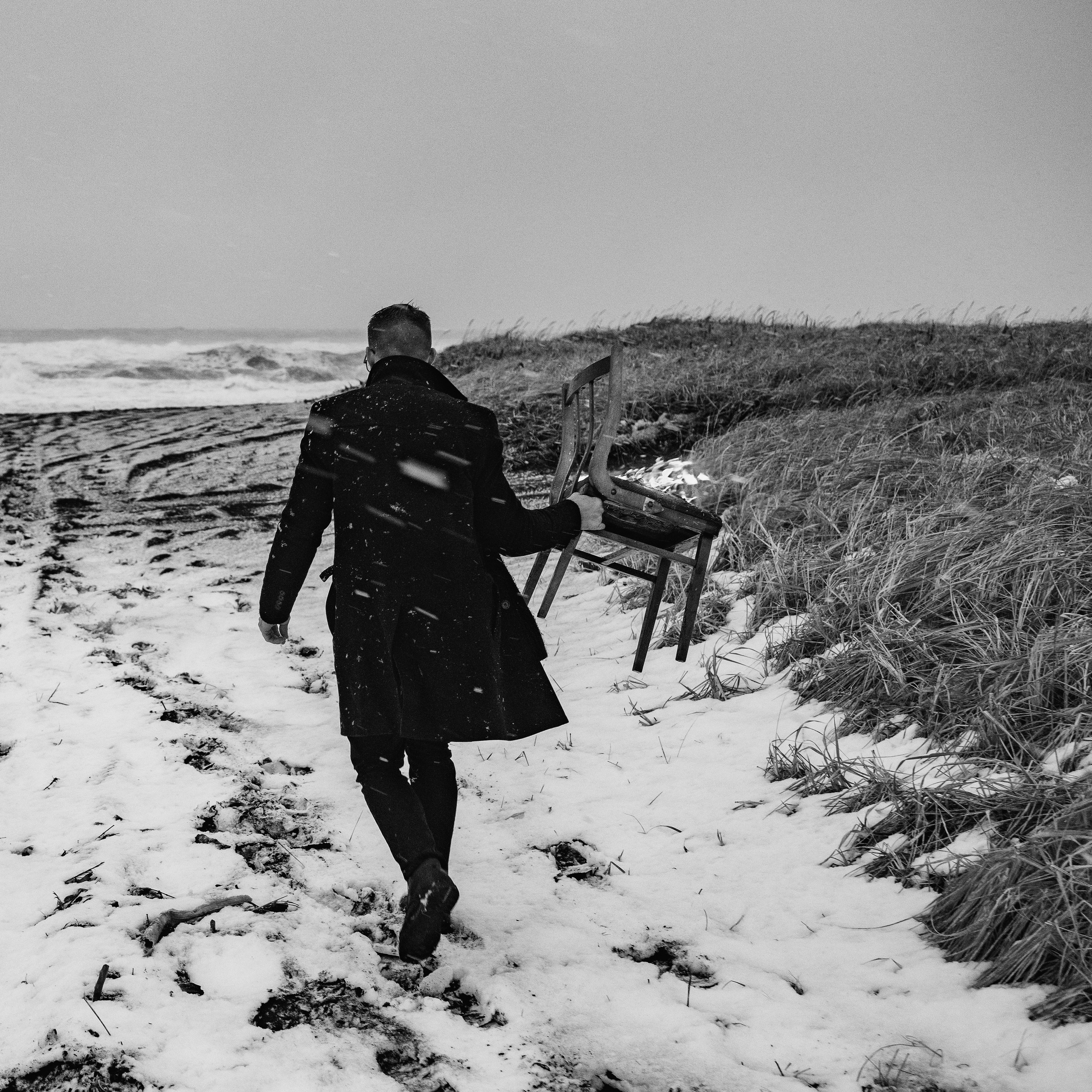 Фотосъемка портрета на природе в Петропавловске-Камчатском. Портретная фотосессия в Петропавловске-Камчатском. Портретная фотосъемка на фоне вулканов в Петропавловске-Камчатском. Красивые портретные фотосессии в Петропавловске-Камчатском. Портретная фотосессия цена в Петропавловске-Камчатском.