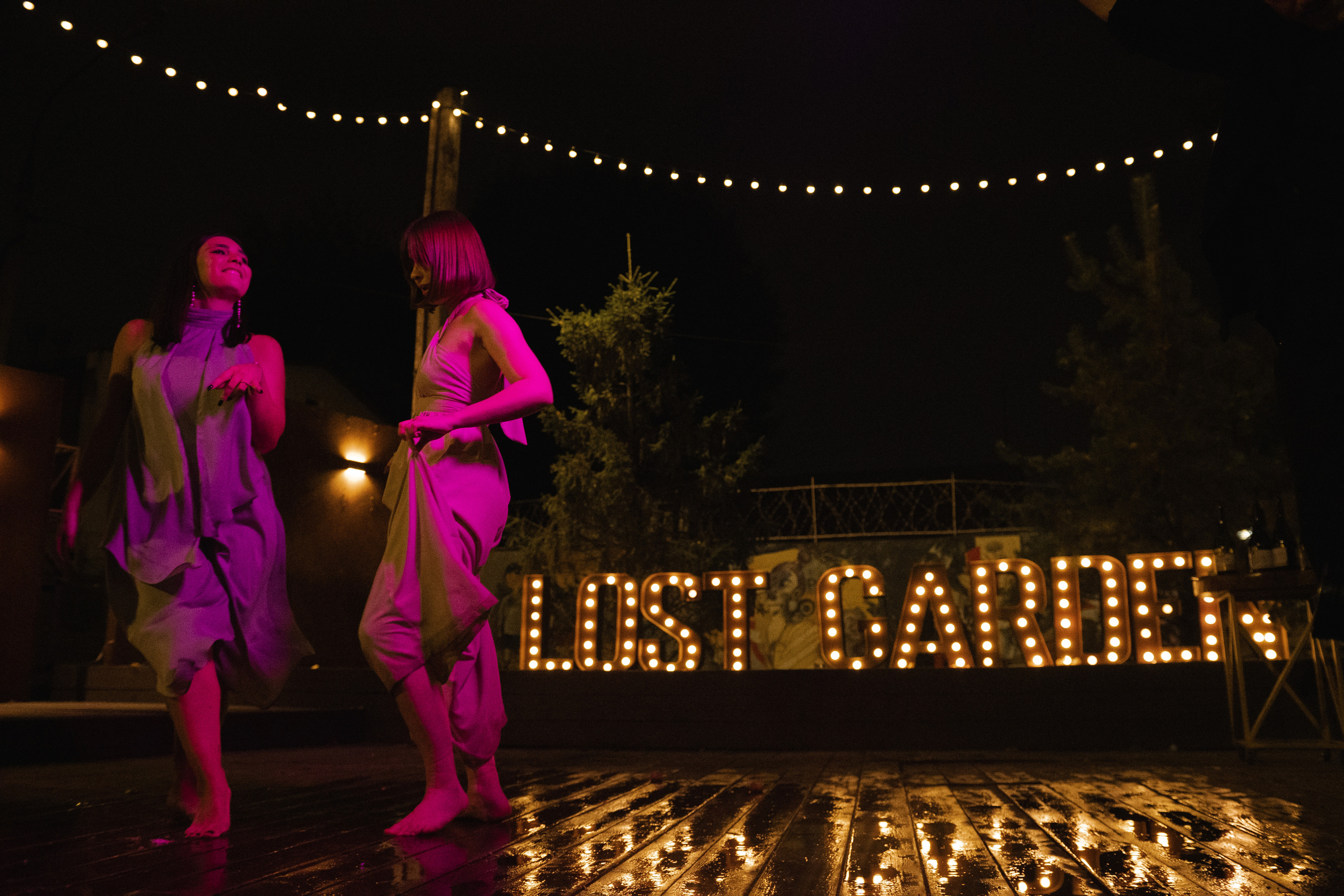 А вы будете пиццу?